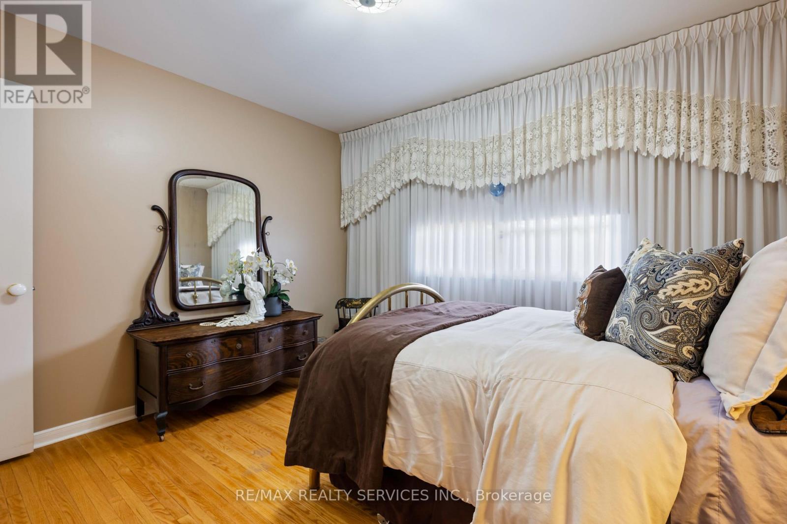 1675 Hawthorn Avenue, Caledon, Ontario  L7K 0X3 - Photo 36 - W12090756