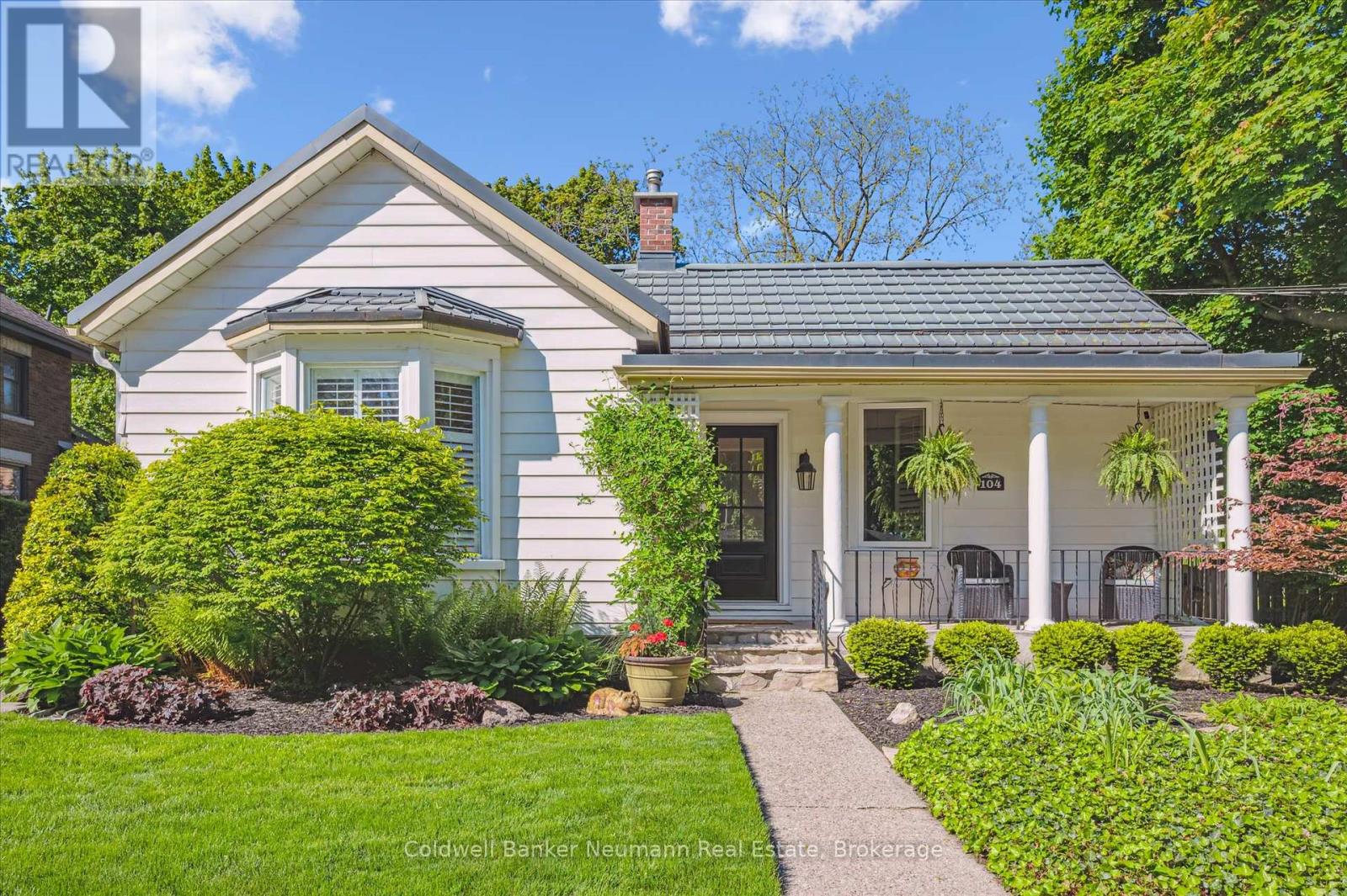 104 STUART STREET, Guelph, Ontario