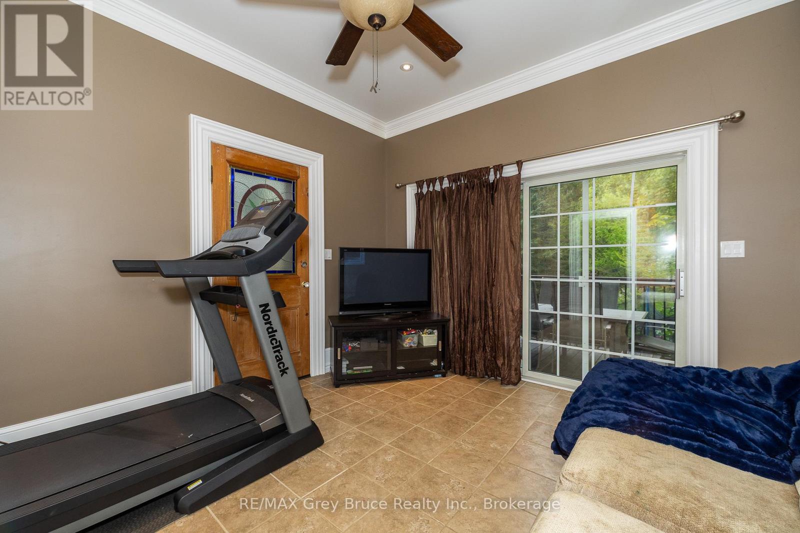 922 3rd Avenue W, Owen Sound, Ontario  N4K 4P6 - Photo 15 - X12188660