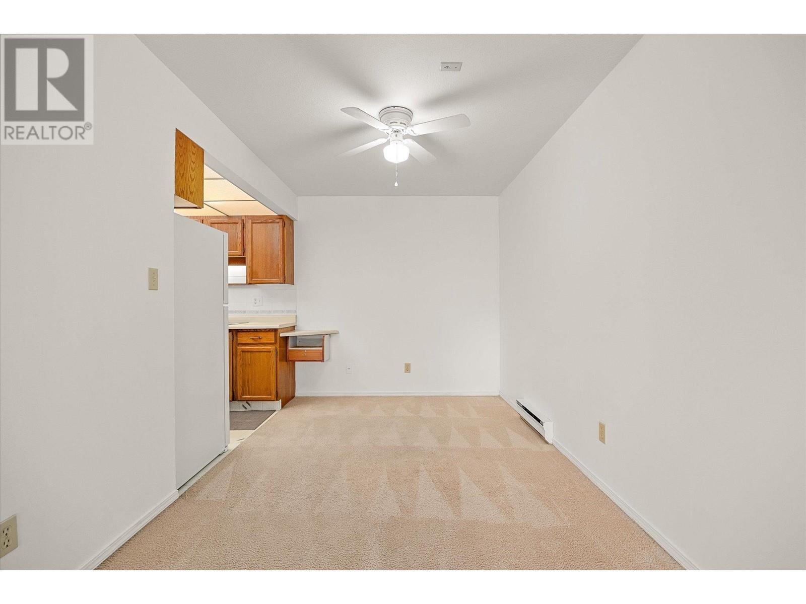 Property at 575 Sutherland Avenue Unit# 122 image 4