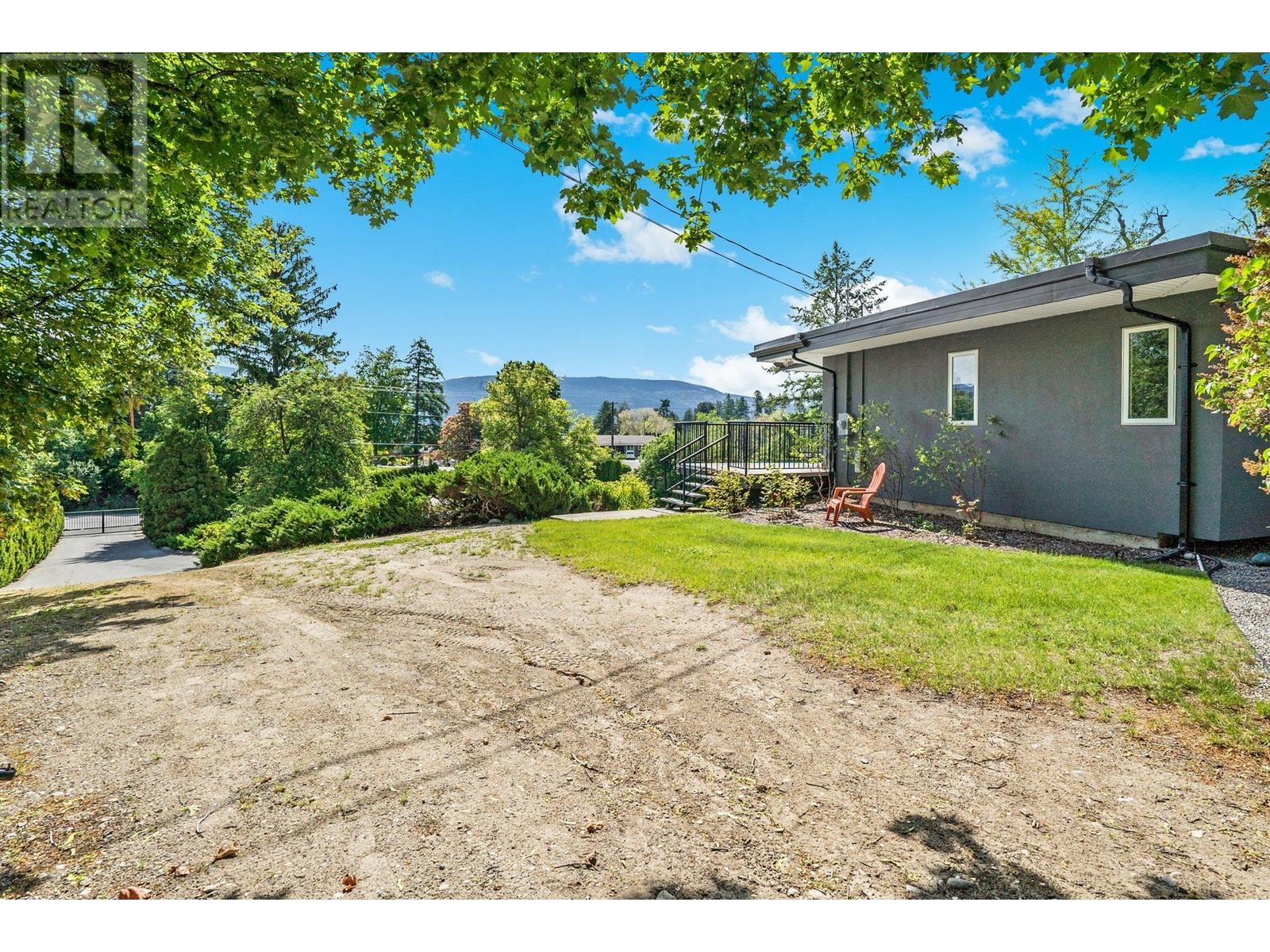 220 West Bench Drive, Penticton, BC V2A8X8