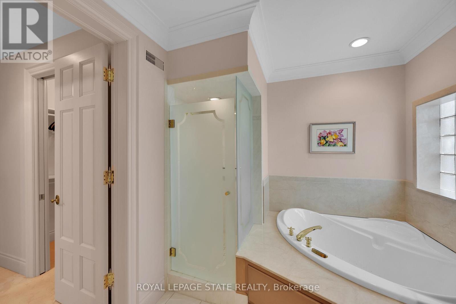 253 Robina Road, Hamilton (Ancaster), Ontario  L9G 2L6 - Photo 29 - X12188437