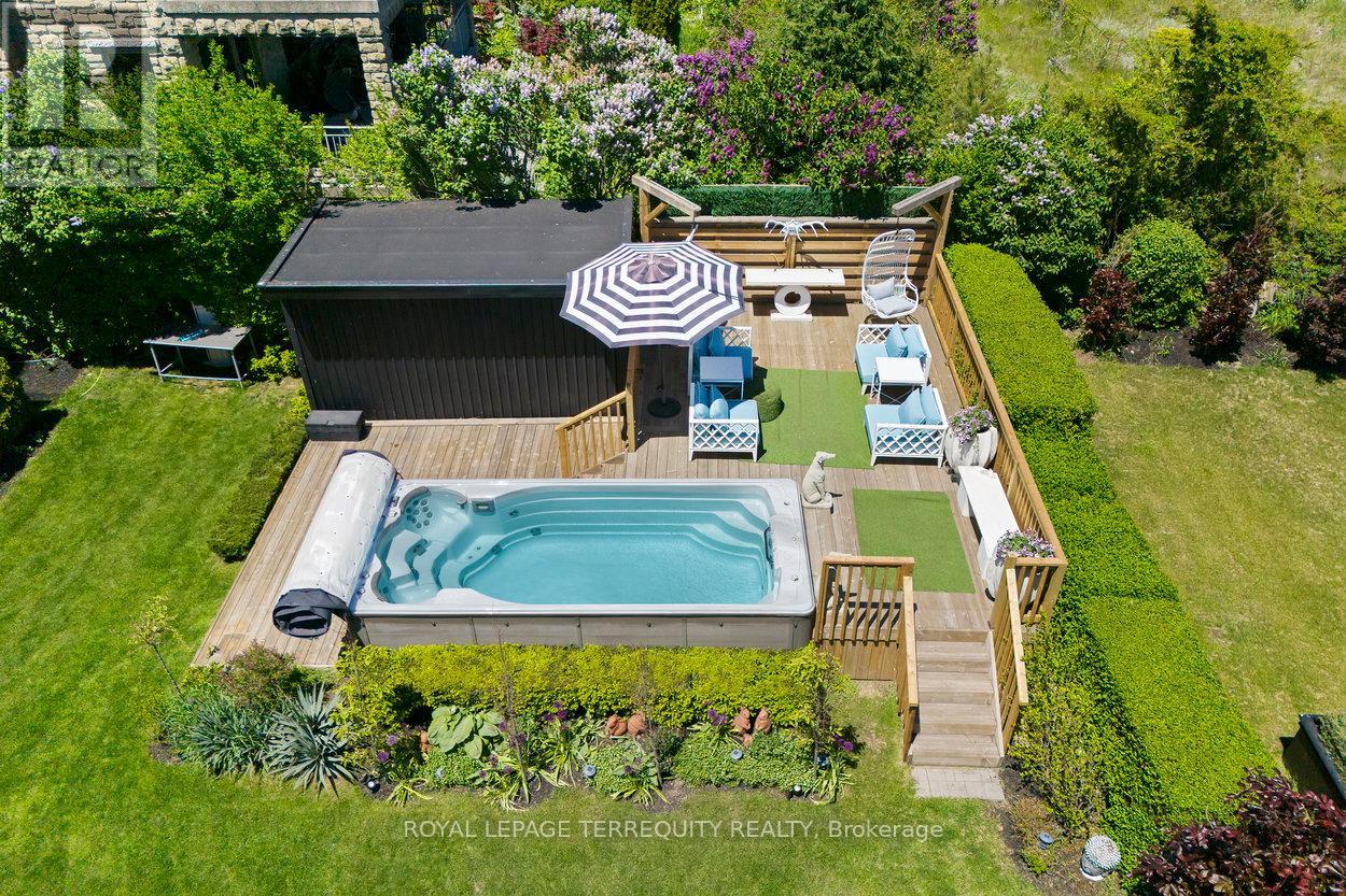 711 Beach Boulevard, Hamilton, Ontario  L8H 6Y5 - Photo 35 - X12188516