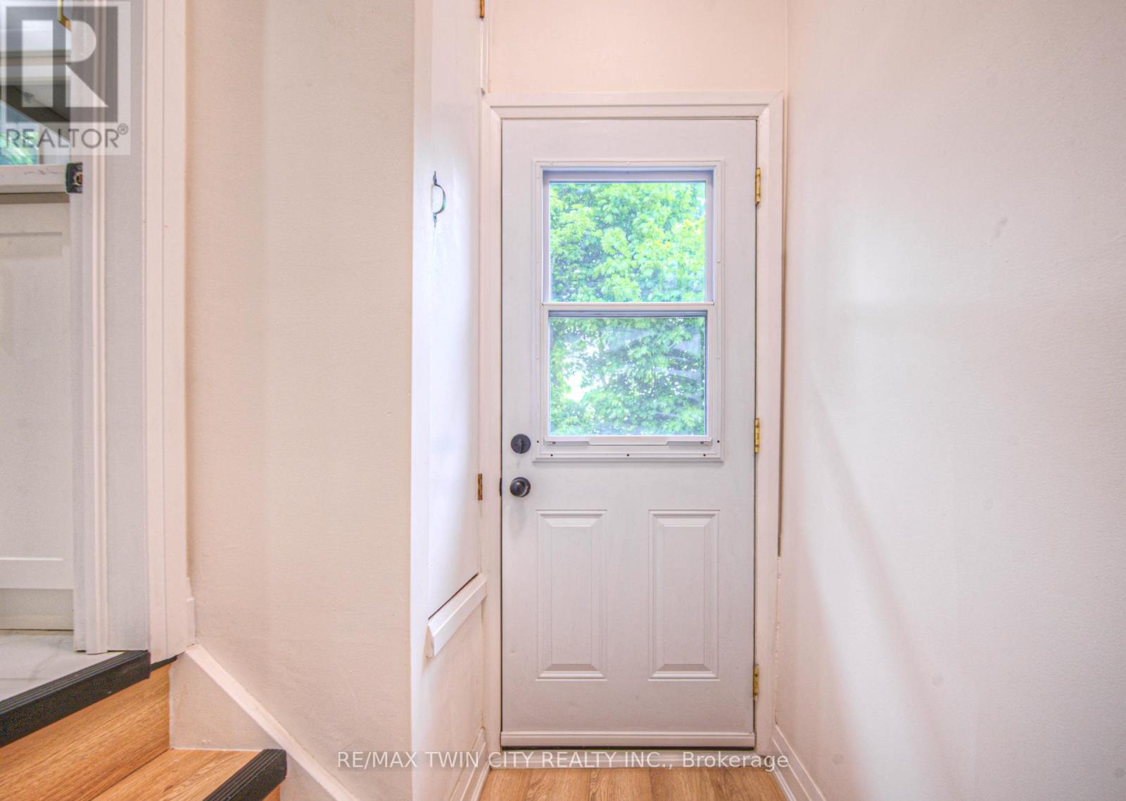 76 Ravine Drive, Cambridge, Ontario  N1R 2W8 - Photo 20 - X12188571