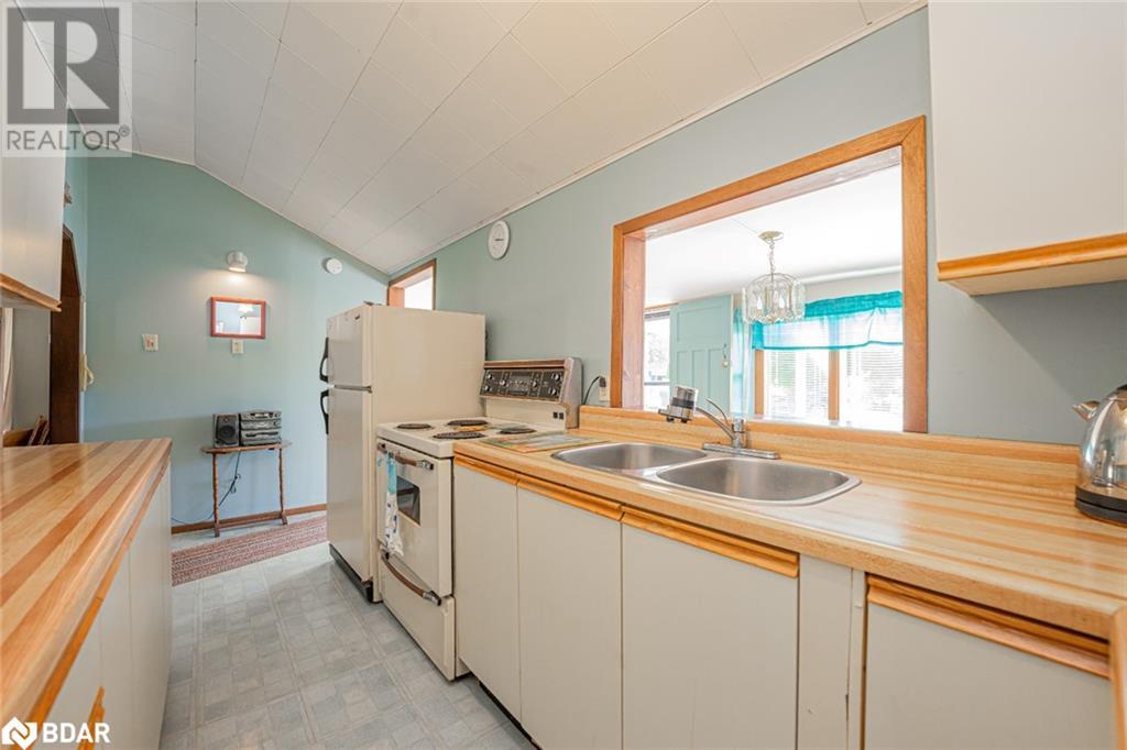 Property at 304 OLD MOSLEY Street image 4