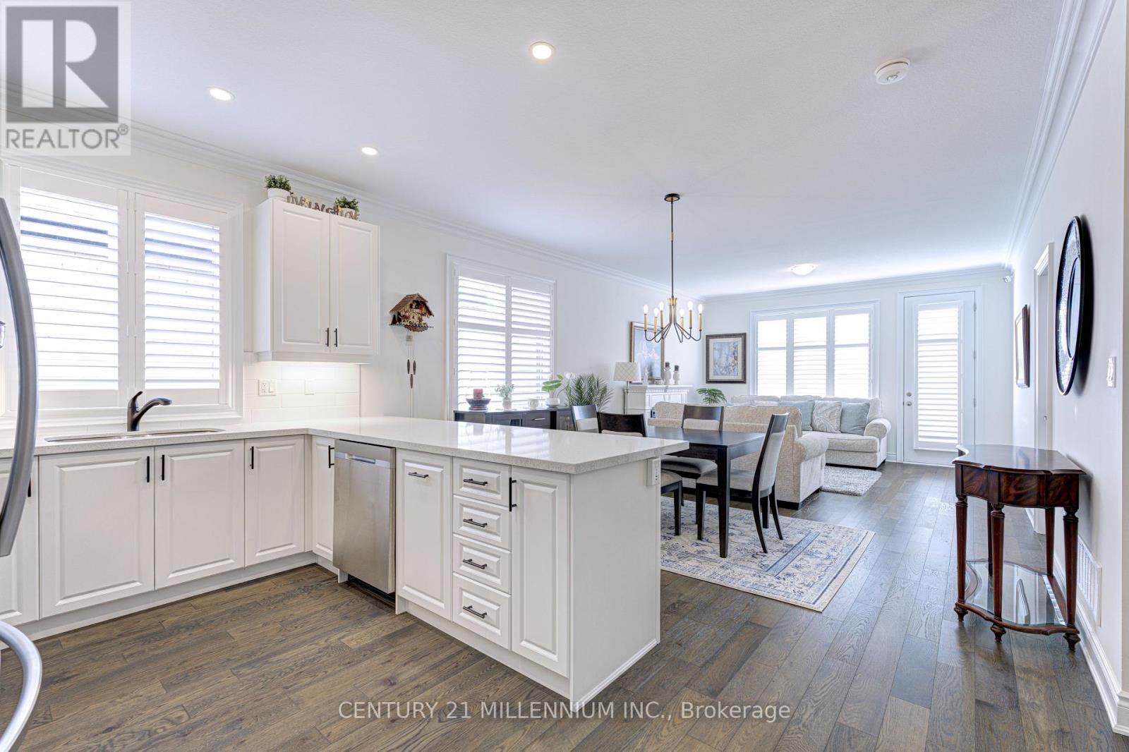 29 Seaton Crescent, Tillsonburg, Ontario  N4G 0J8 - Photo 13 - X12178823