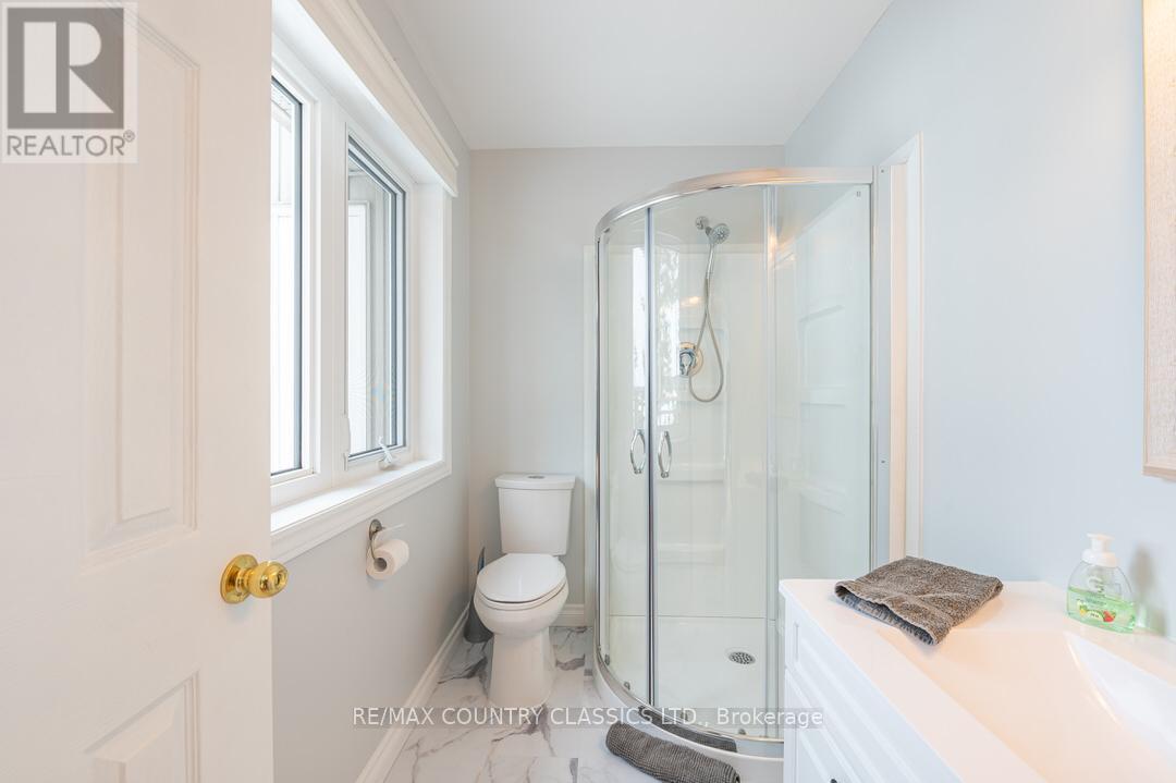 782 Standish Lane, North Kawartha, Ontario  K0L 1A0 - Photo 20 - X12025351