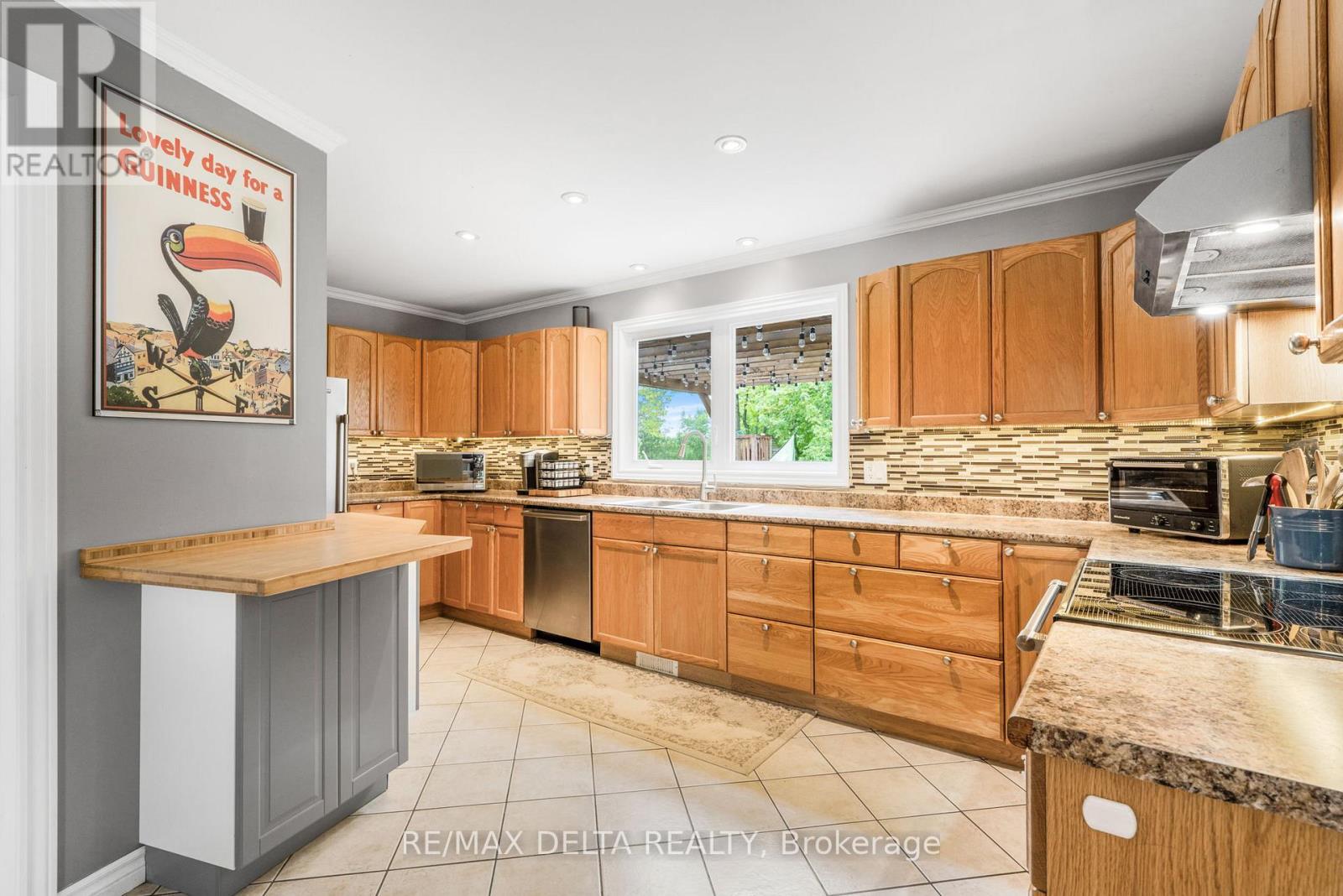 3866 Champlain Street, Clarence-Rockland, Ontario  K0A 1E0 - Photo 12 - X12188650