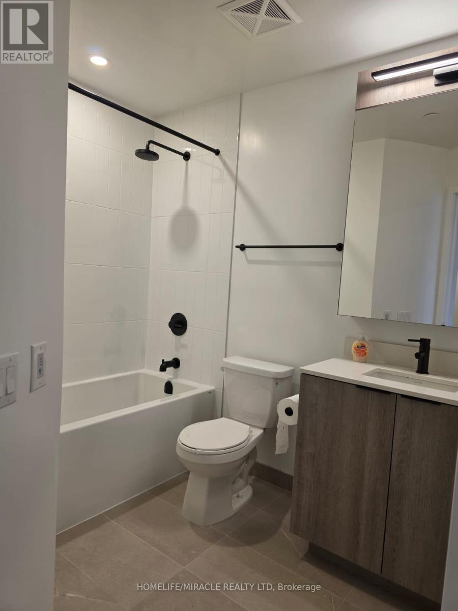 401 - 2495 Eglinton Avenue, Mississauga, Ontario  L5M 2T2 - Photo 10 - W12177407