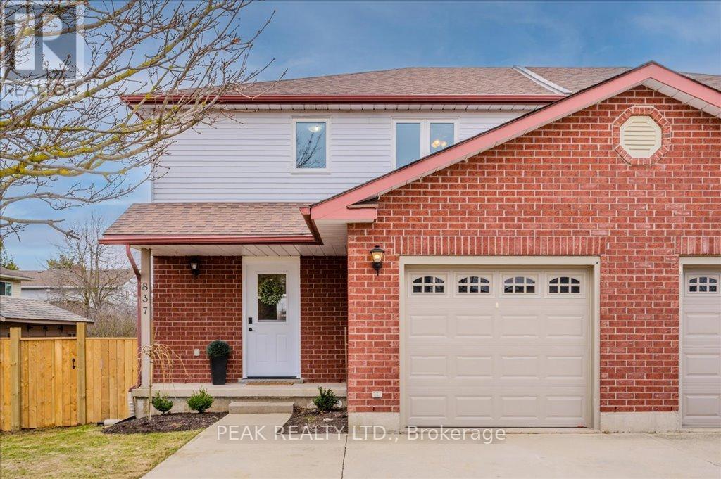 837 Edgar Street W, North Perth (Listowel), Ontario  N4W 3R3 - Photo 2 - X12165860