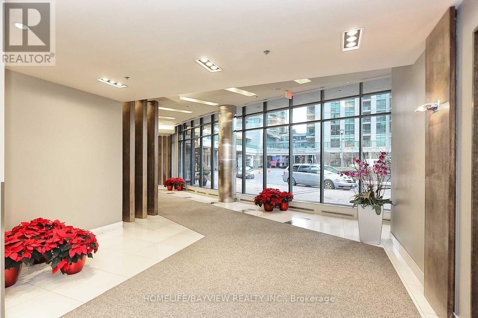1905 - 33 Bay Street, Toronto, Ontario  M5J 2Z3 - Photo 6 - C12188128