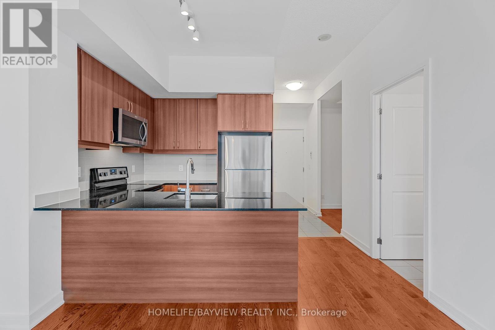811ne - 9205 Yonge Street, Richmond Hill (Langstaff), Ontario  L4C 6Z2 - Photo 8 - N12087641