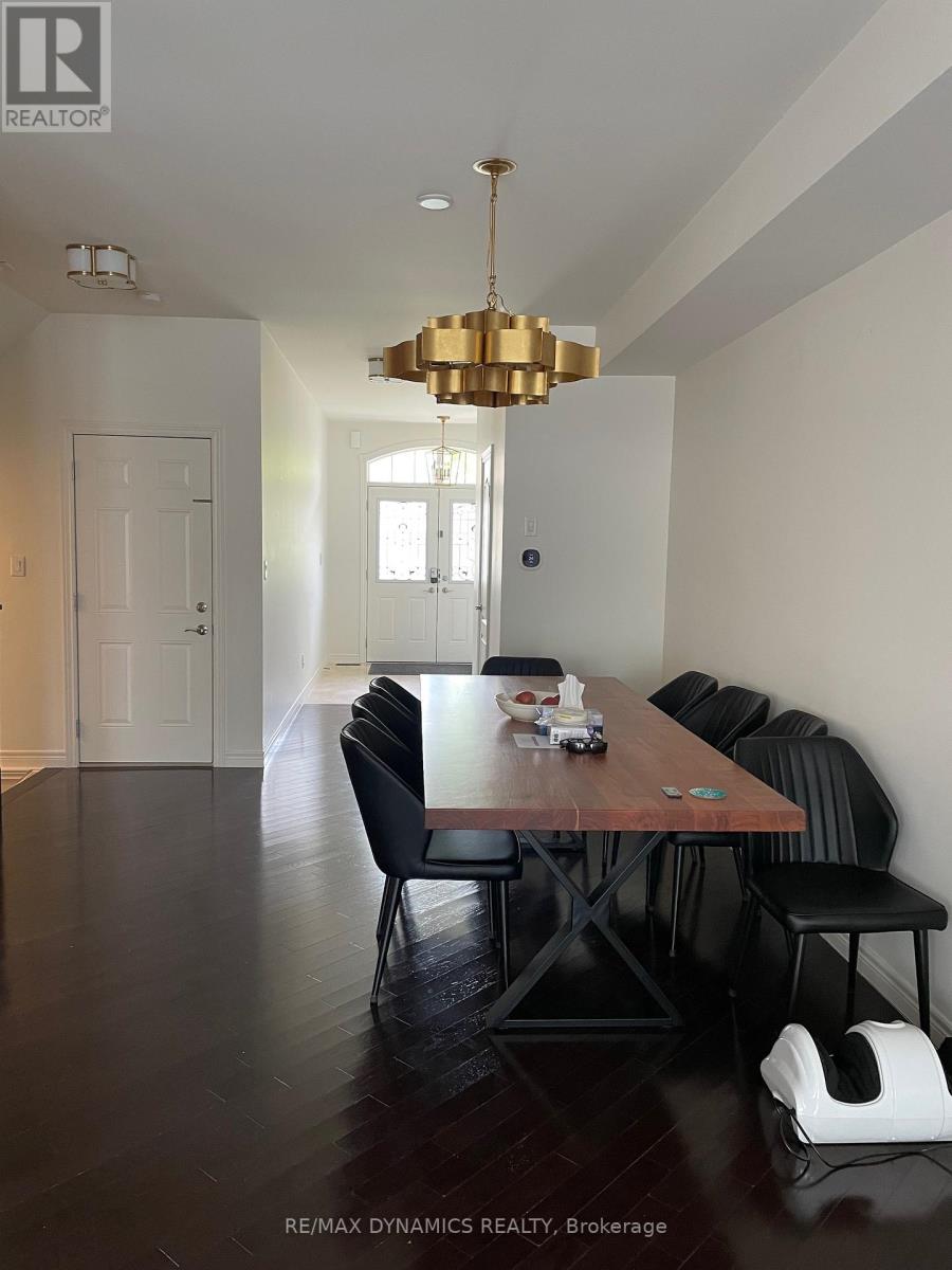 59 Millhouse Court, Vaughan (Patterson), Ontario  L6A 4J4 - Photo 4 - N12187639
