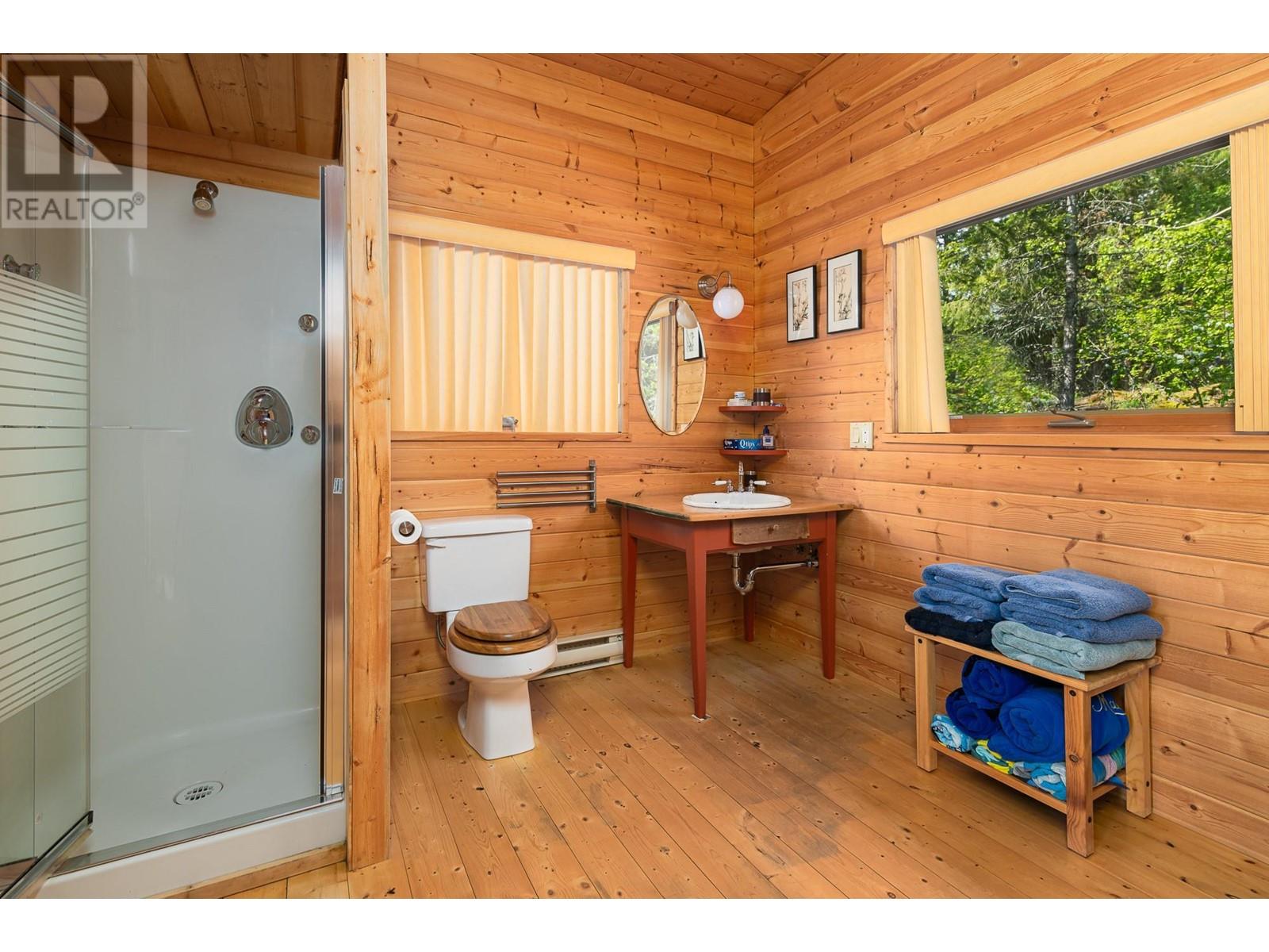 17246 Pilot Bay Road, Crawford Bay, British Columbia  V0B 1X0 - Photo 39 - 10350161