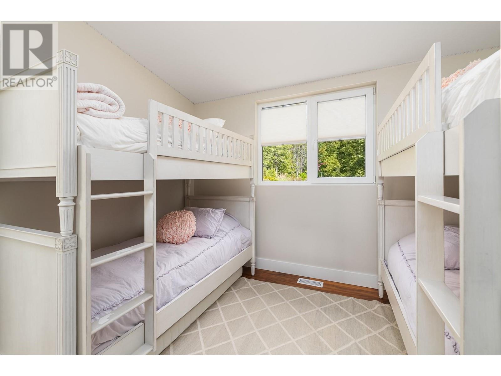 17246 Pilot Bay Road, Crawford Bay, British Columbia  V0B 1X0 - Photo 15 - 10350161