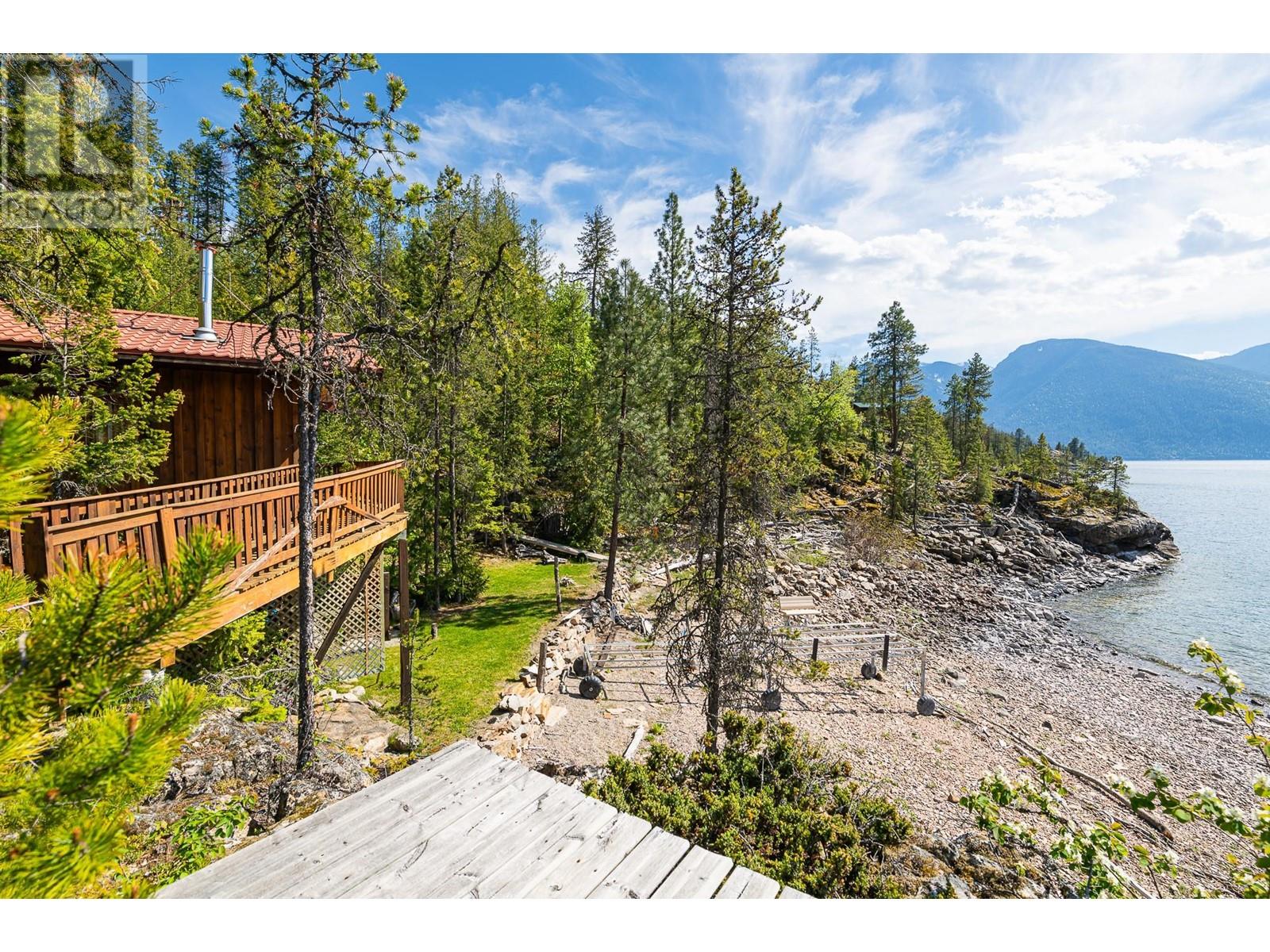 17246 Pilot Bay Road, Crawford Bay, British Columbia  V0B 1X0 - Photo 35 - 10350161