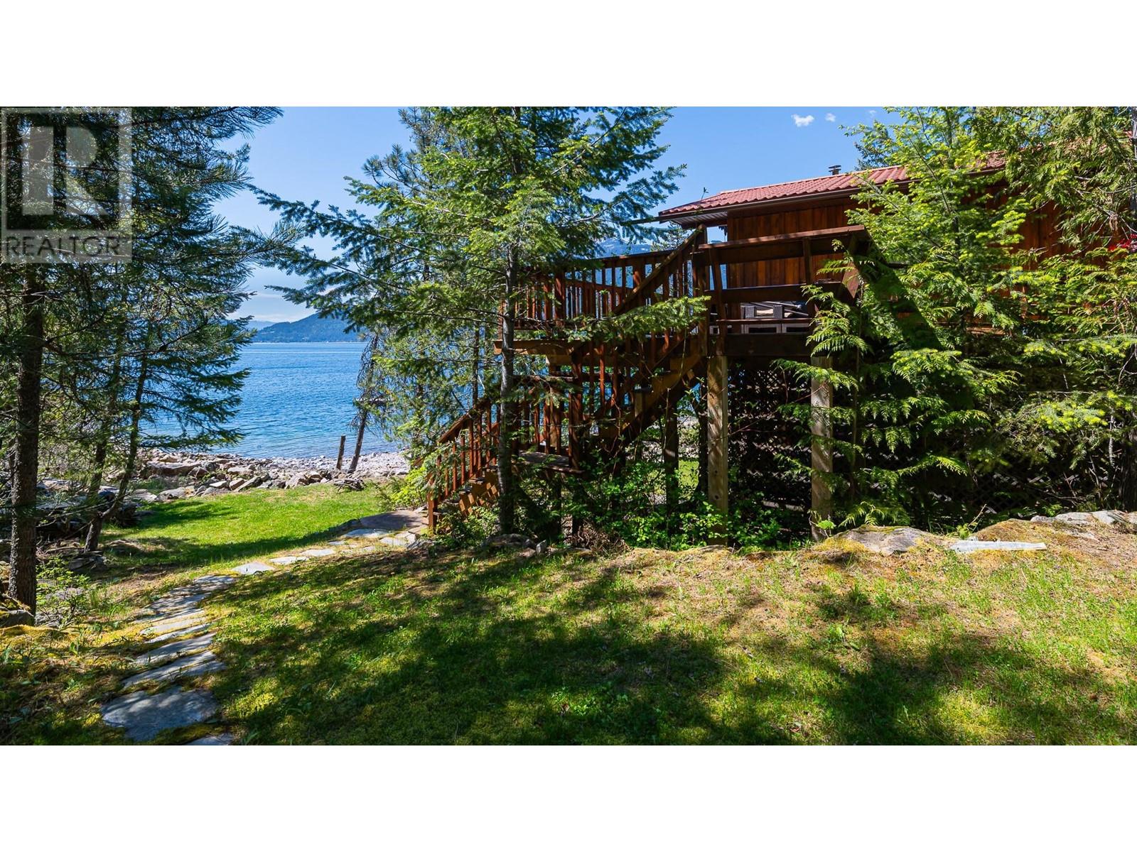 17246 Pilot Bay Road, Crawford Bay, British Columbia  V0B 1X0 - Photo 31 - 10350161
