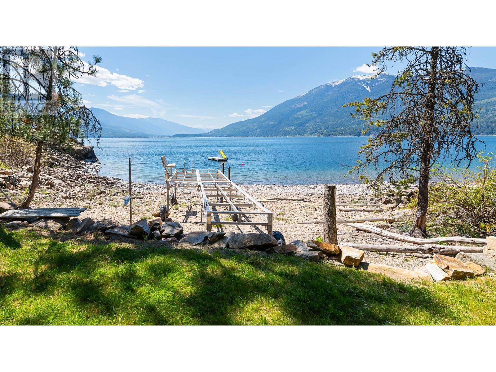 17246 Pilot Bay Road, Crawford Bay, British Columbia  V0B 1X0 - Photo 30 - 10350161