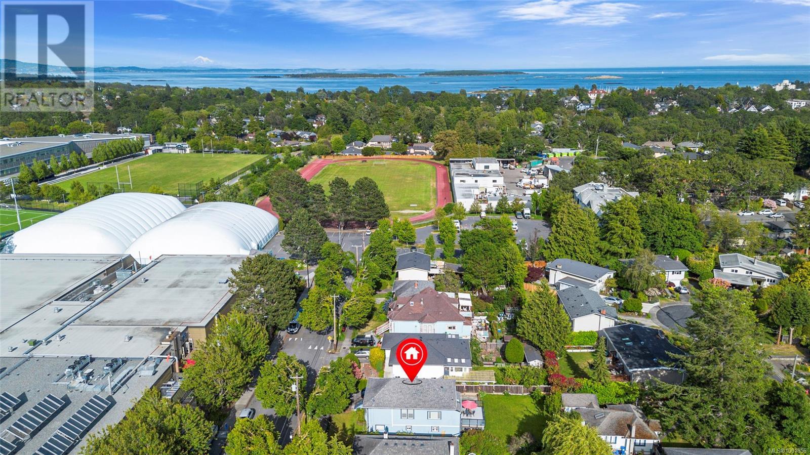 Property at 2065 Goldsmith St image 2