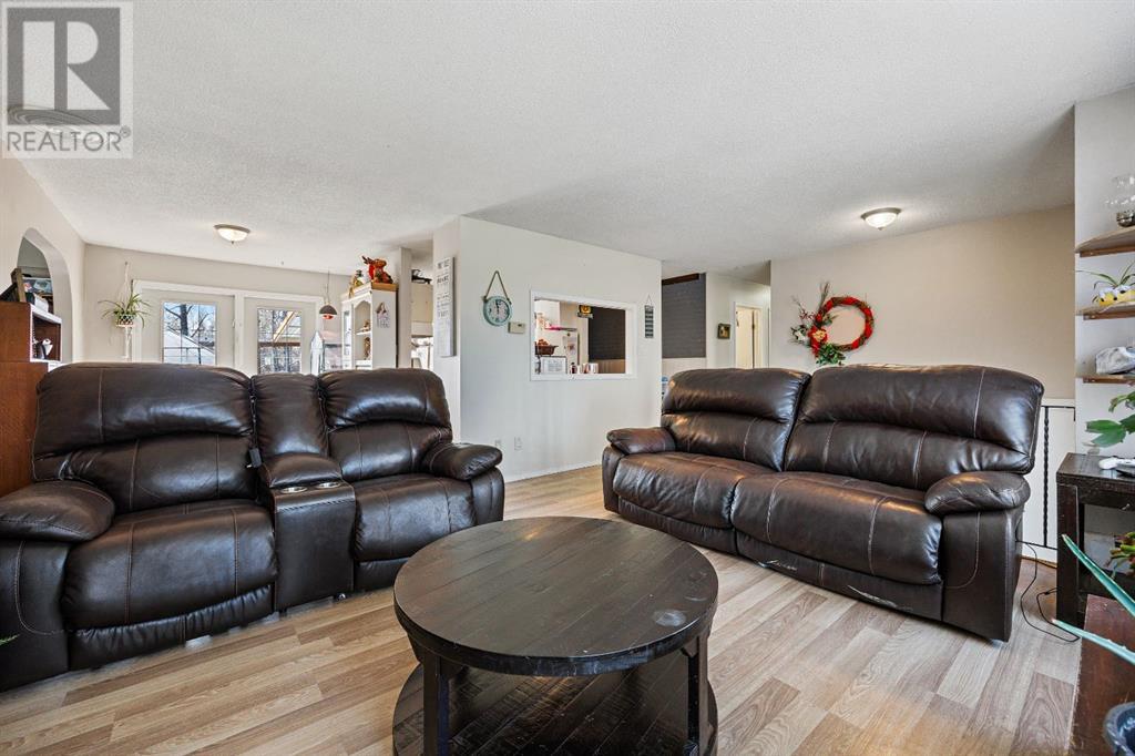 609 23 Street, Didsbury, Alberta  T0M 0W0 - Photo 9 - A2213601