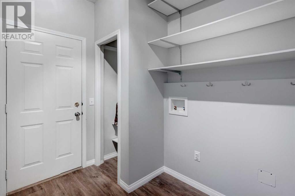 1 Bow Ridge Crescent, Cochrane, Alberta  T4C 1T5 - Photo 17 - A2219444