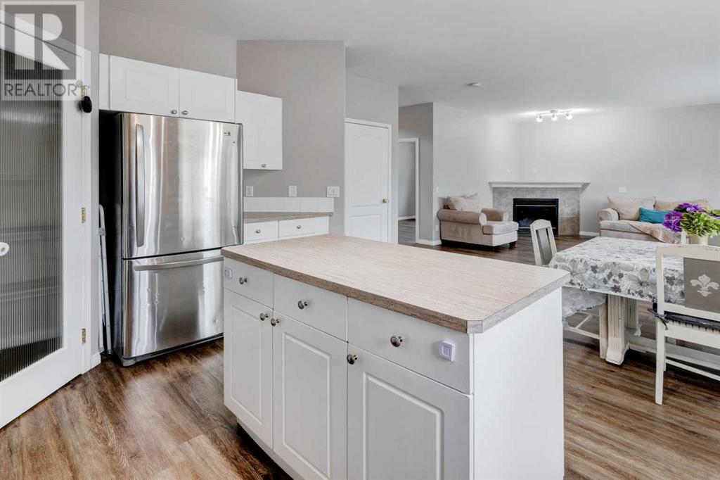 1 Bow Ridge Crescent, Cochrane, Alberta  T4C 1T5 - Photo 12 - A2219444