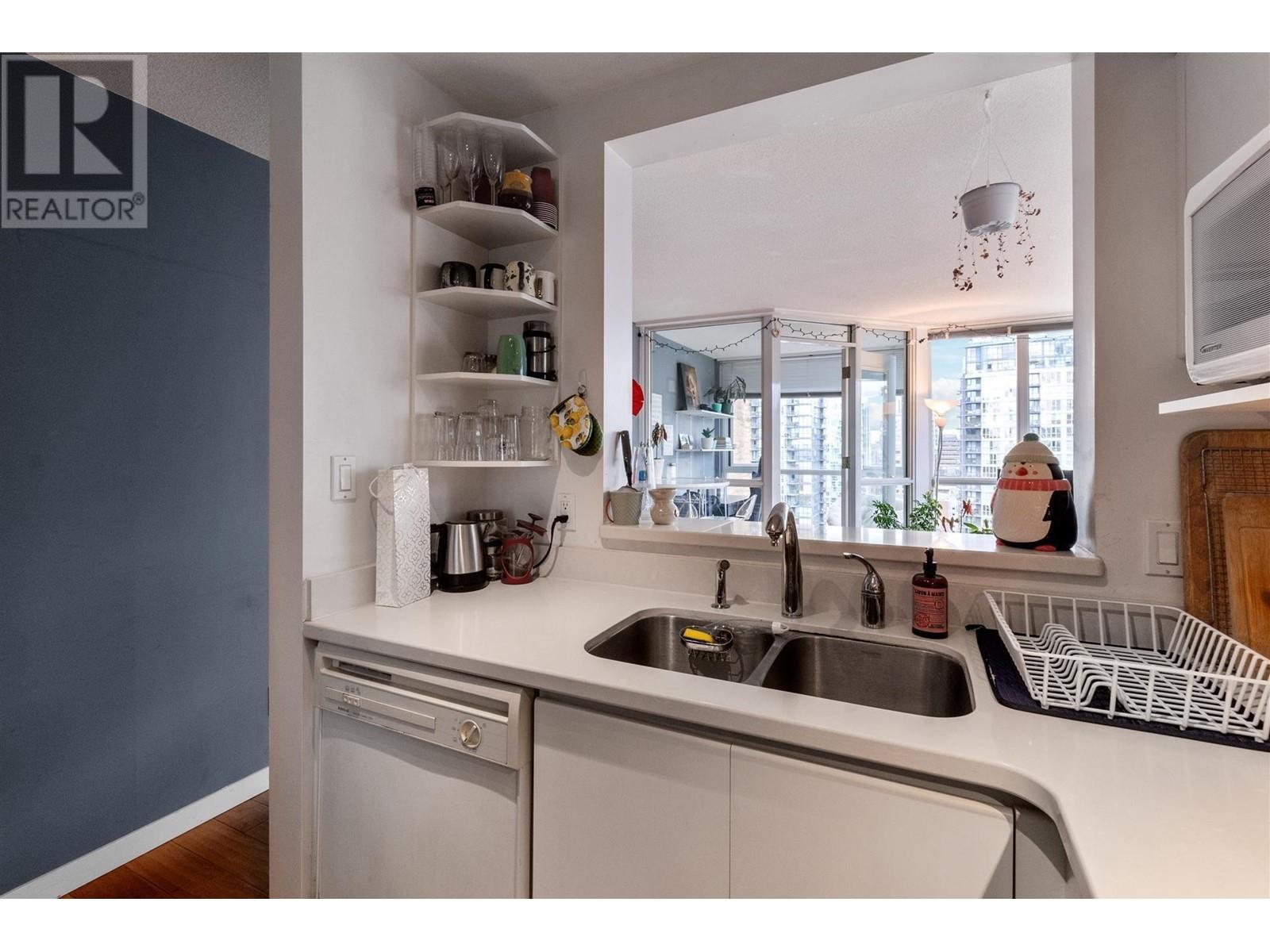 2203 1188 Richards Street, Vancouver, British Columbia  V6B 3E6 - Photo 10 - R3009595