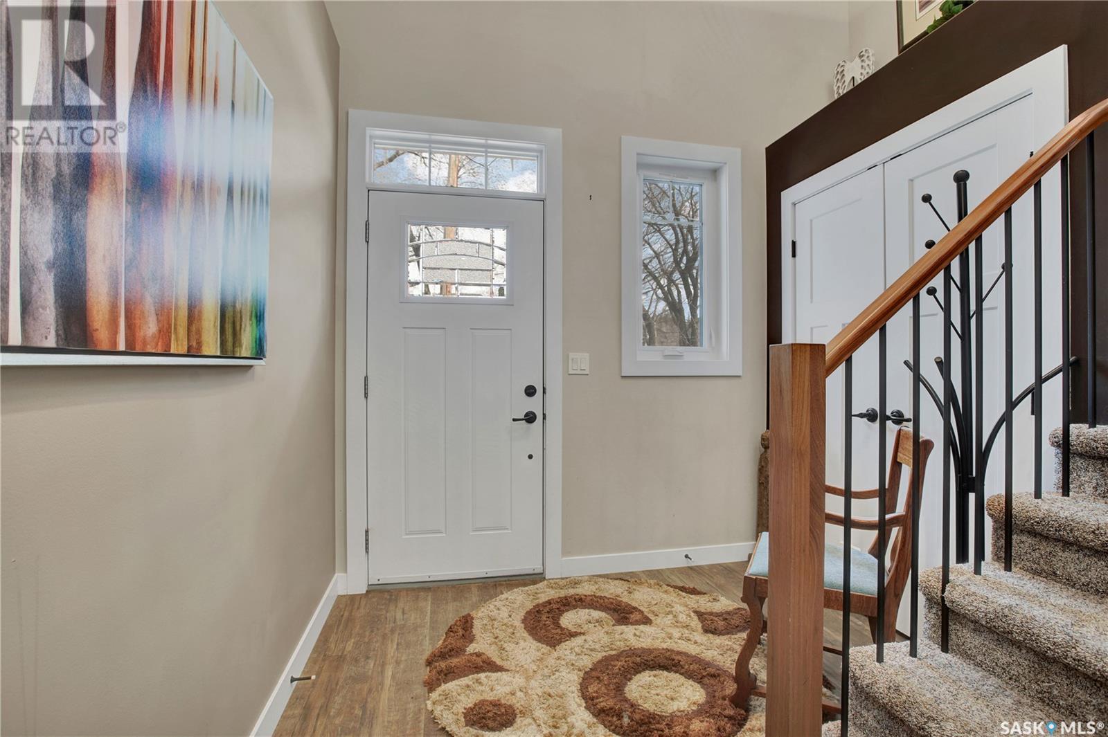 Property at 101 Poplar CRESCENT image 3