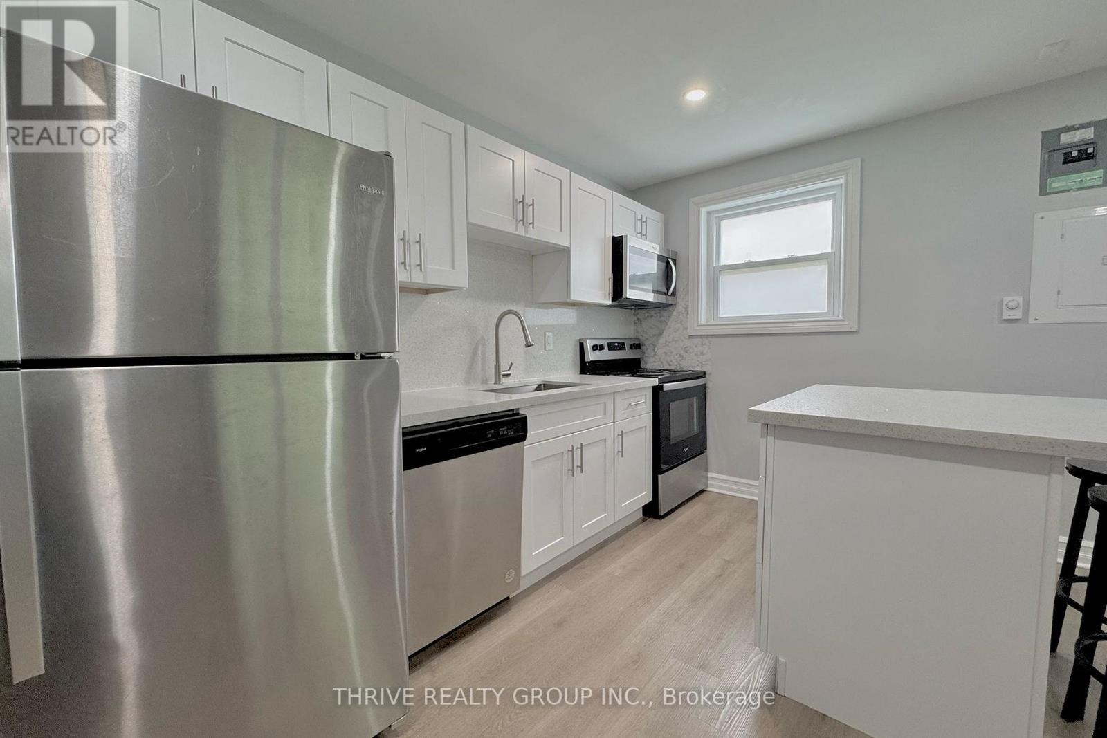 5 - 100 King Edward Avenue, London South, Ontario  N5Z 3T1 - Photo 2 - X12188711
