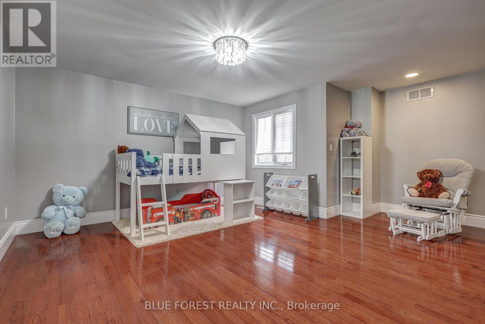 475 Upper Queen Street, London South, Ontario  N6C 3T8 - Photo 35 - X12188855