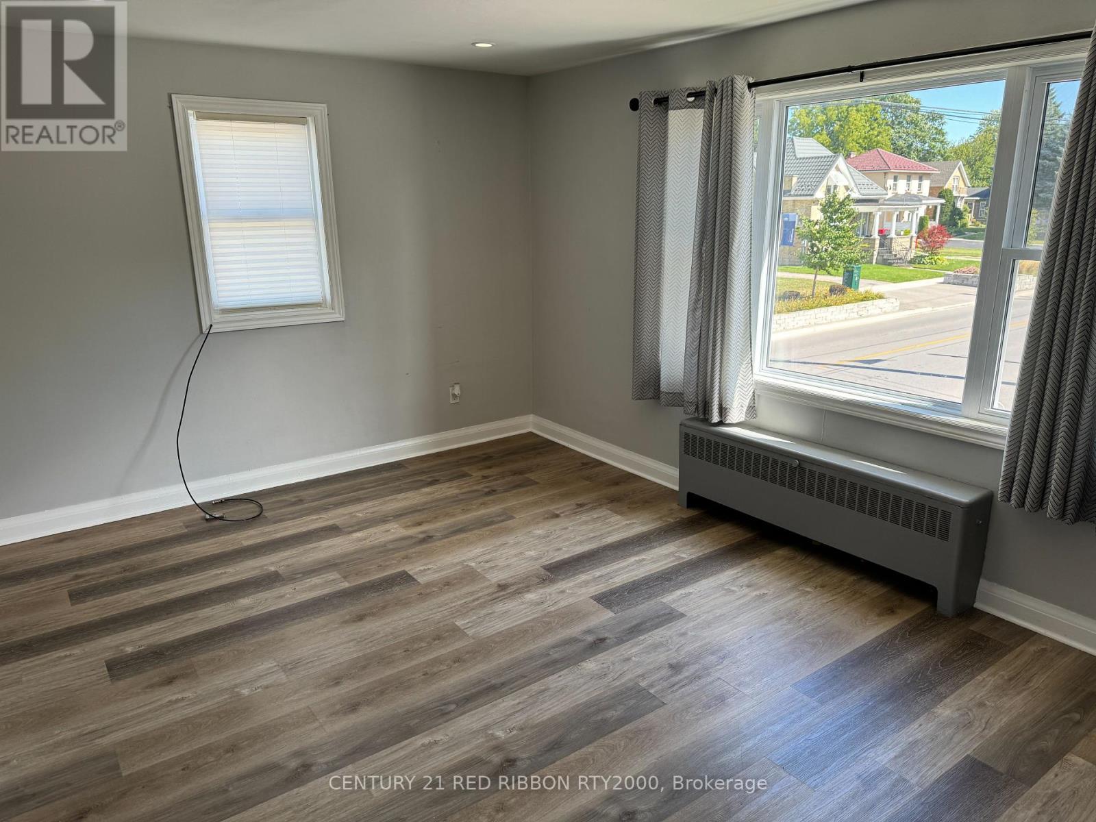 3-5 Centre Street W, Strathroy-Caradoc, Ontario  N7G 1T5 - Photo 11 - X12188875