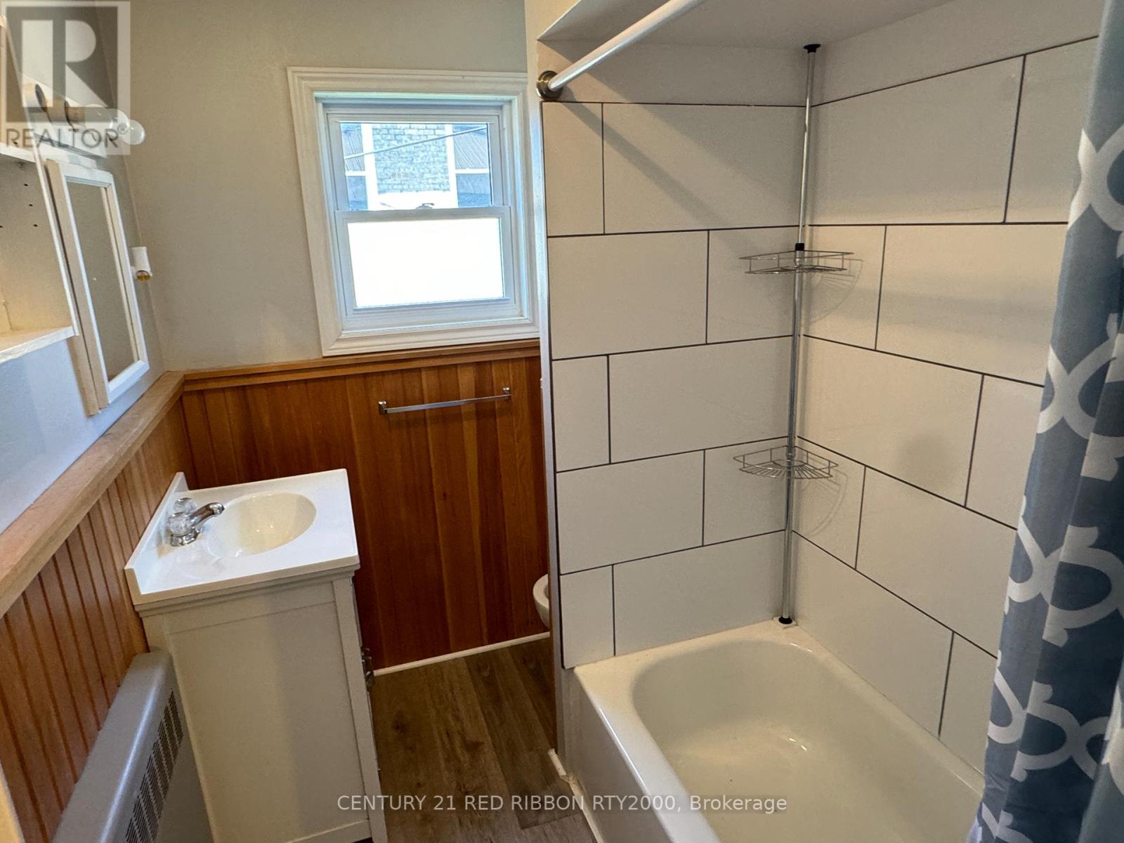 3-5 Centre Street W, Strathroy-Caradoc, Ontario  N7G 1T5 - Photo 16 - X12188875
