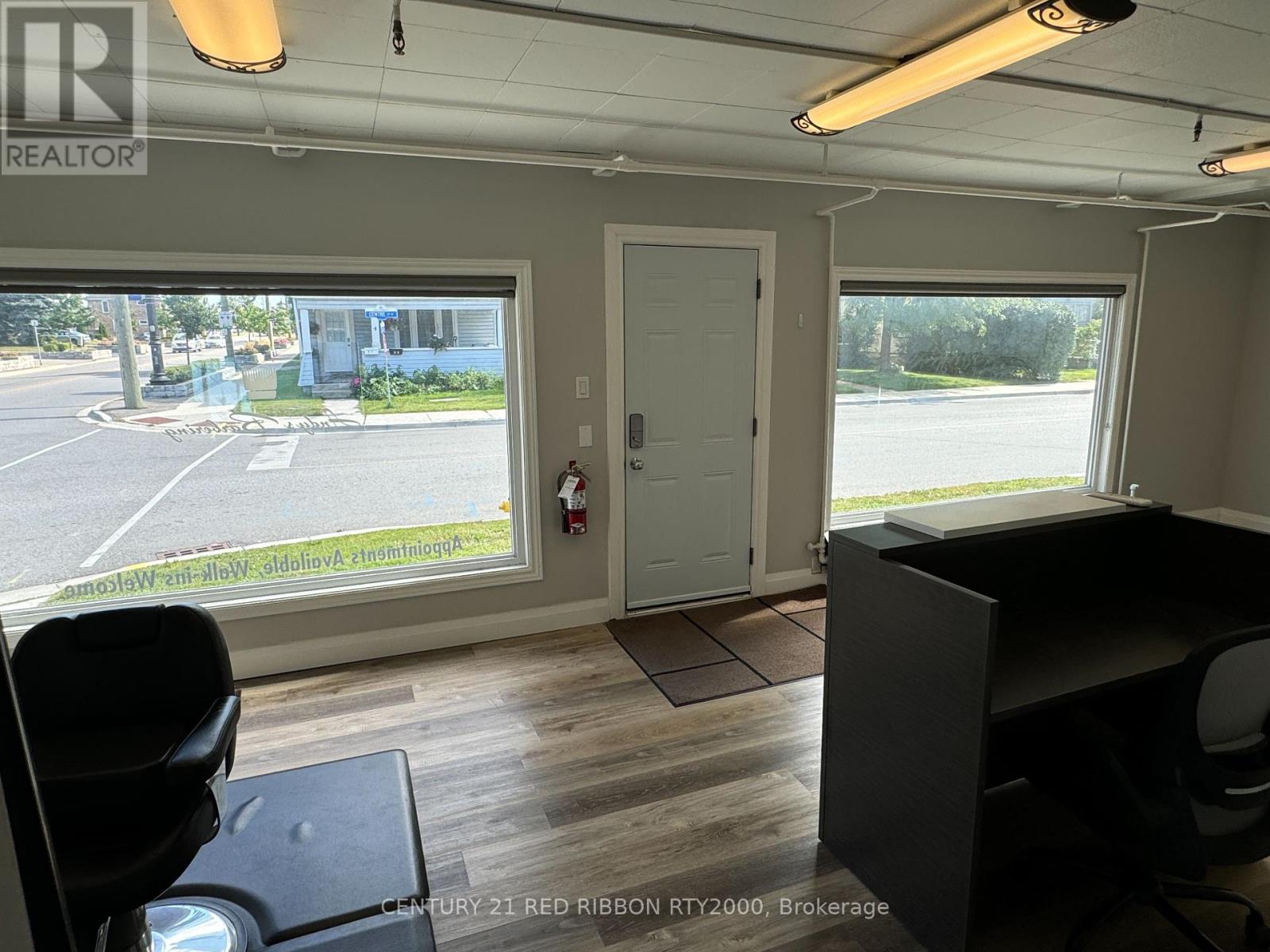 3-5 Centre Street W, Strathroy-Caradoc, Ontario  N7G 1T5 - Photo 5 - X12188875