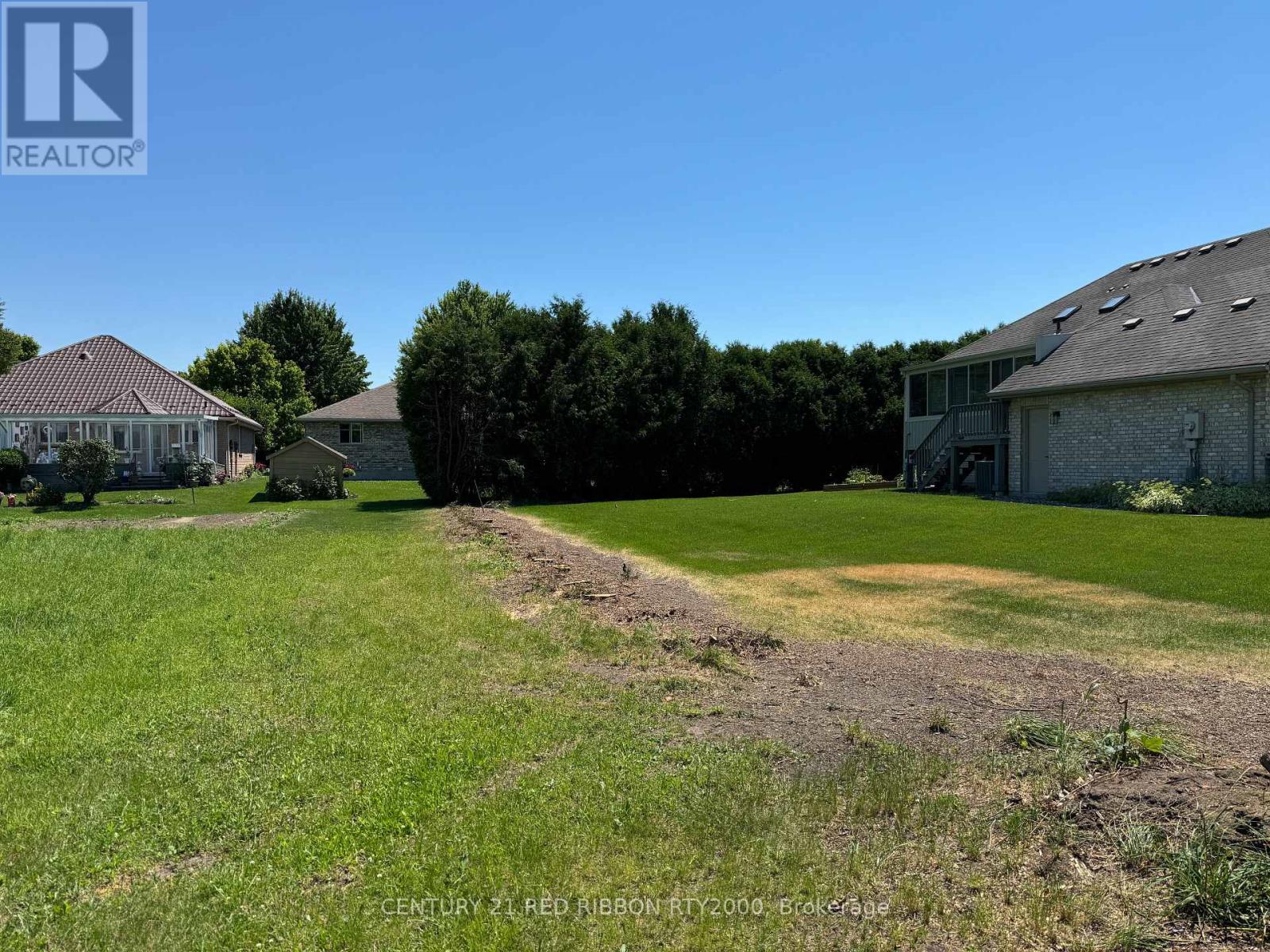 483 Tanya Street, Strathroy-Caradoc, Ontario  N7G 4A6 - Photo 2 - X12188881