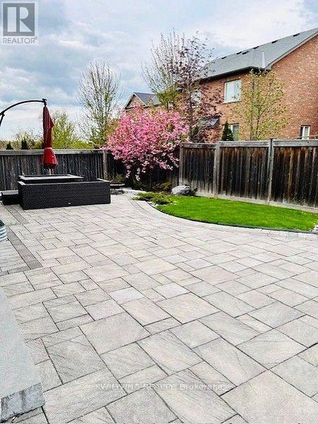 9 Bassview Court, Richmond Hill, Ontario  L4E 0M3 - Photo 27 - N12184697