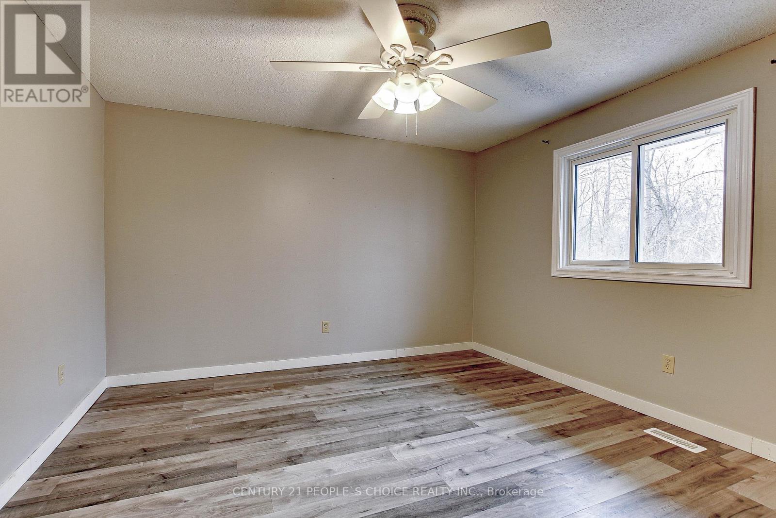 1526 Jalna Boulevard, London South (South X), Ontario  N6E 3C6 - Photo 14 - X12147660