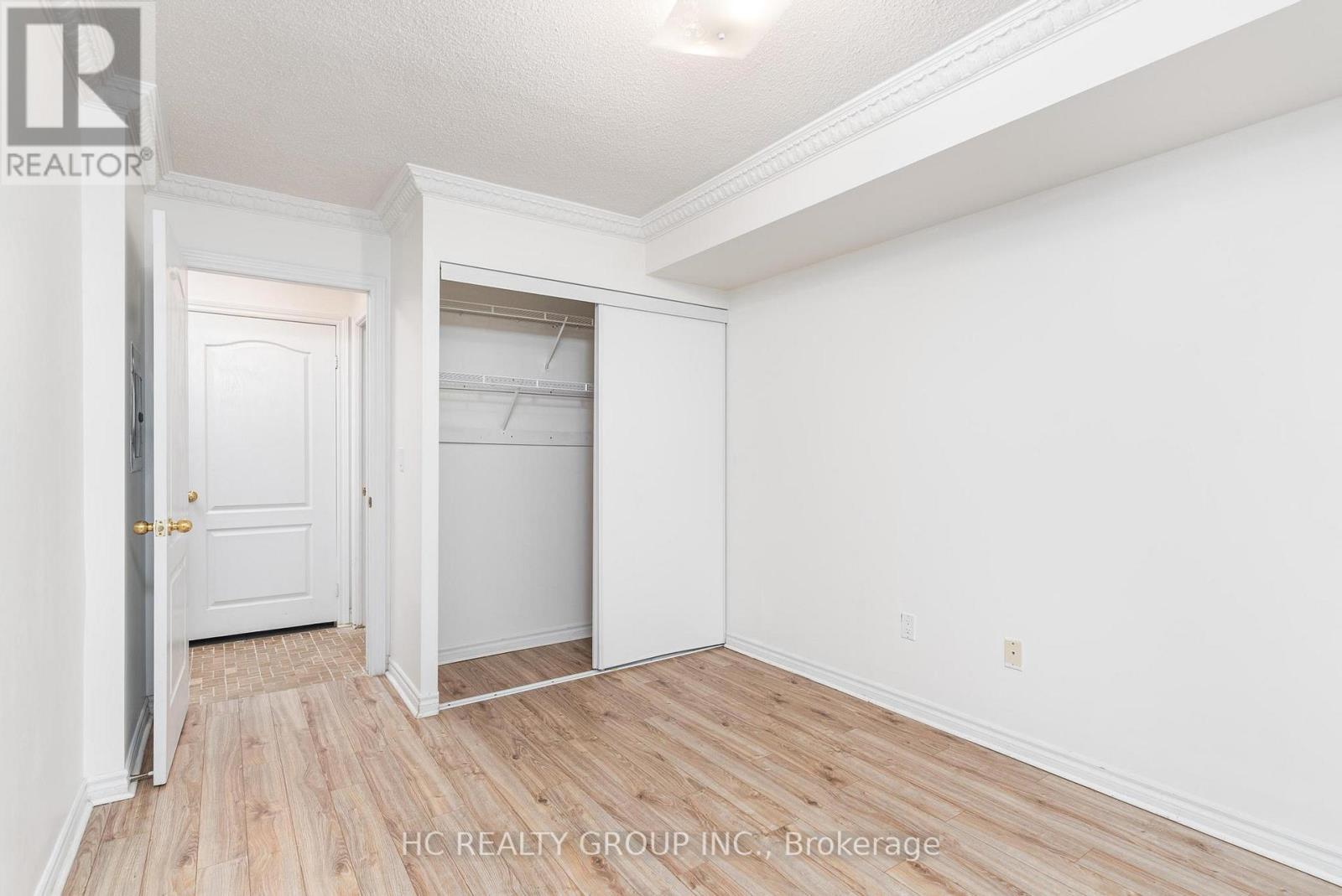 1008 - 18 Sommerset Way, Toronto (Willowdale East), Ontario  M2N 6X5 - Photo 11 - C12188602