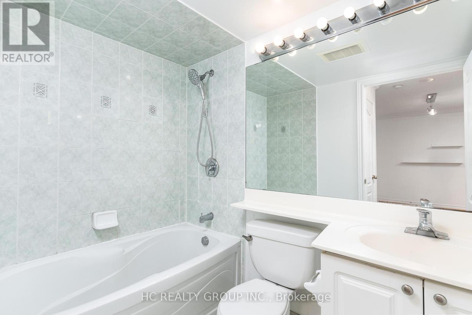 1008 - 18 Sommerset Way, Toronto (Willowdale East), Ontario  M2N 6X5 - Photo 13 - C12188602