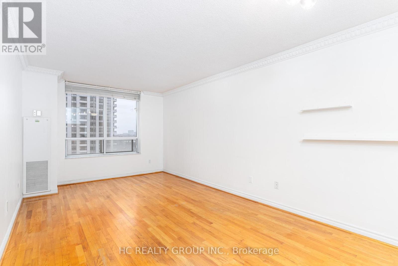 1008 - 18 Sommerset Way, Toronto (Willowdale East), Ontario  M2N 6X5 - Photo 4 - C12188602