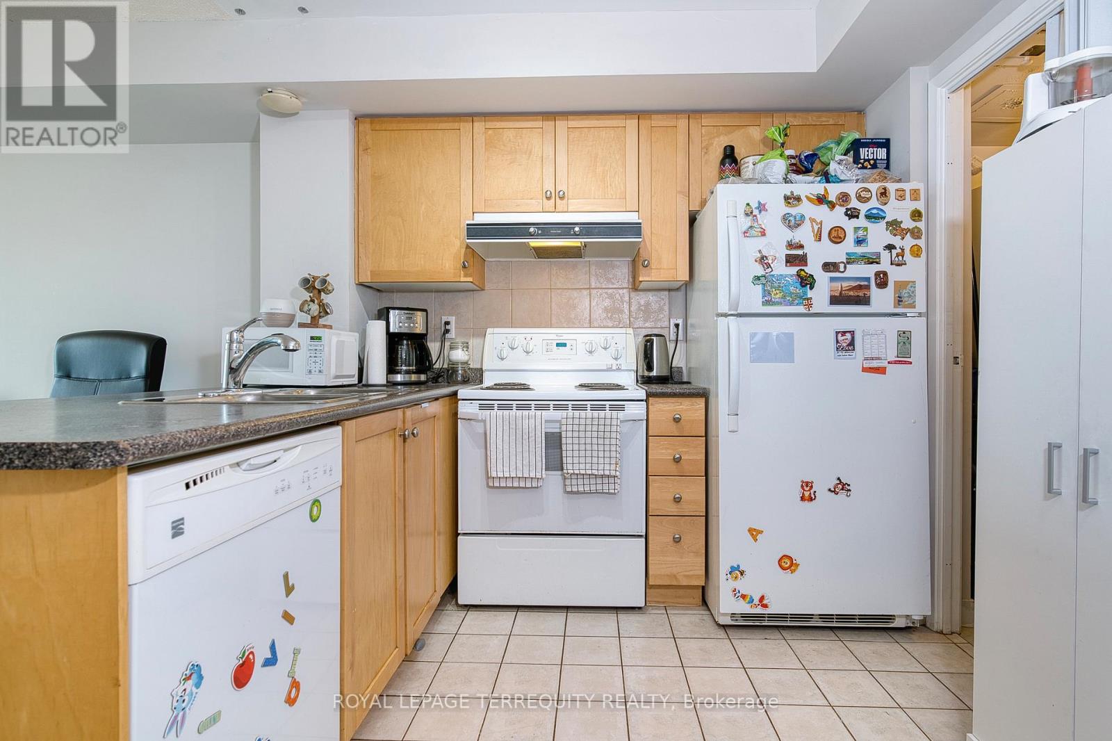 1709 - 650 Queens Quay W, Toronto (Niagara), Ontario  M5V 3N2 - Photo 11 - C12188612