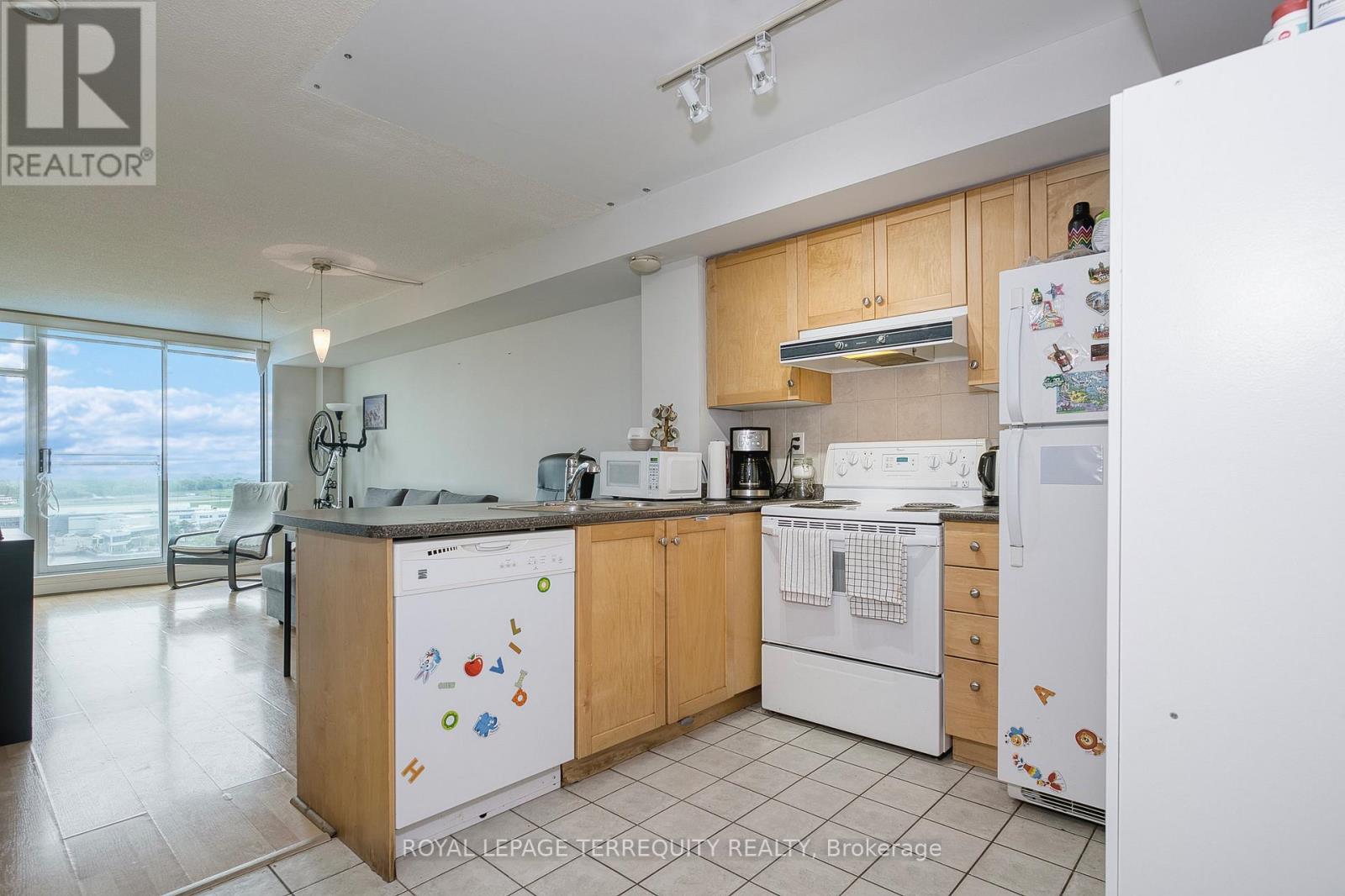 1709 - 650 Queens Quay W, Toronto (Niagara), Ontario  M5V 3N2 - Photo 12 - C12188612