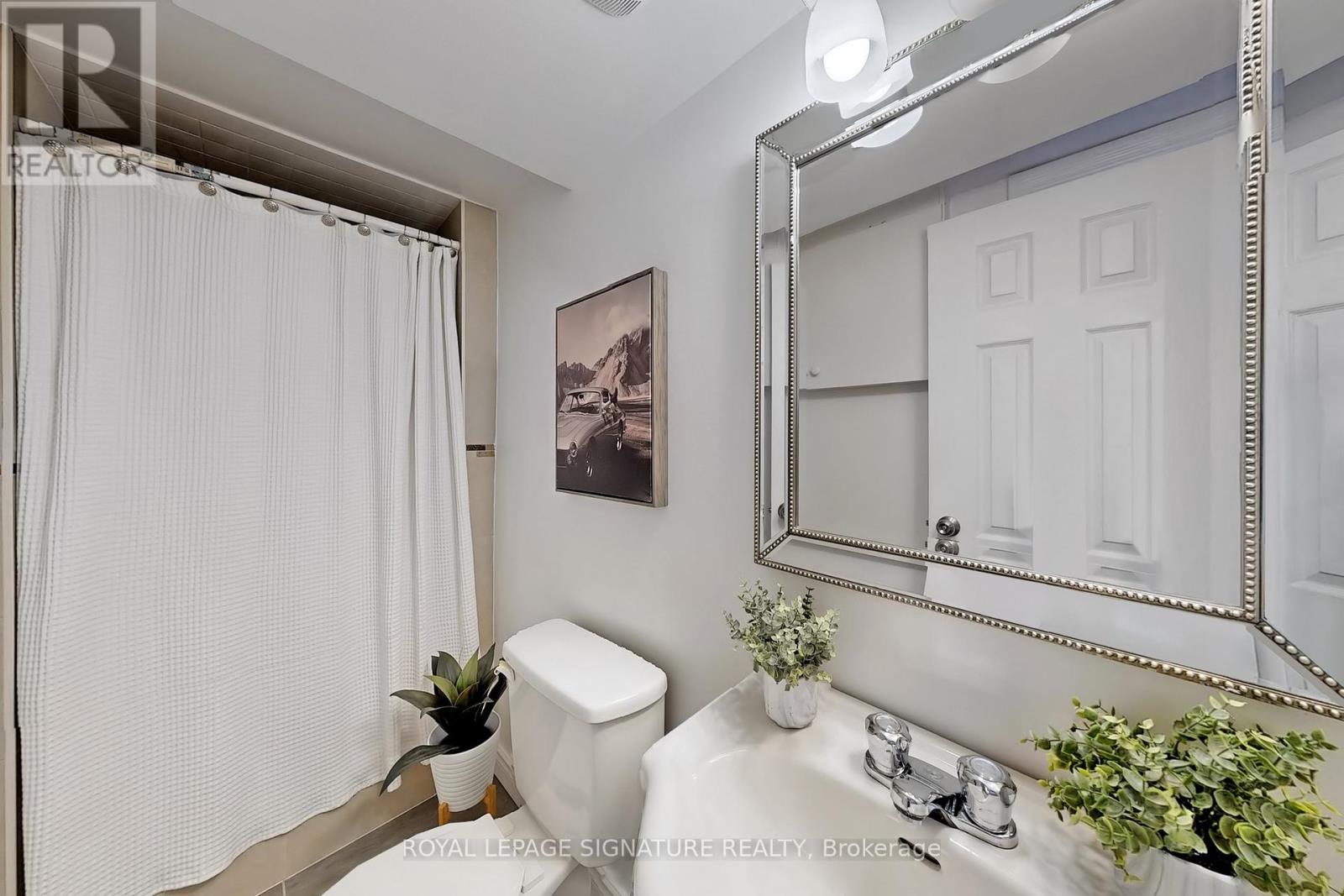 20 Newport Avenue, Toronto (Oakridge), Ontario  M1L 1H8 - Photo 15 - E12188615