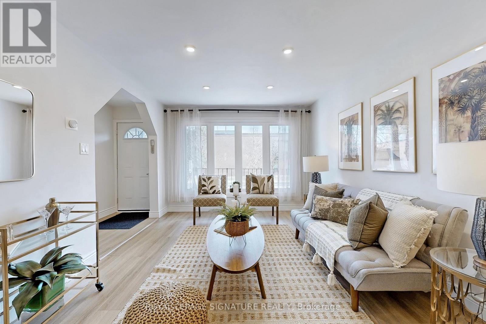 20 Newport Avenue, Toronto, Ontario  M1L 1H8 - Photo 4 - E12188615