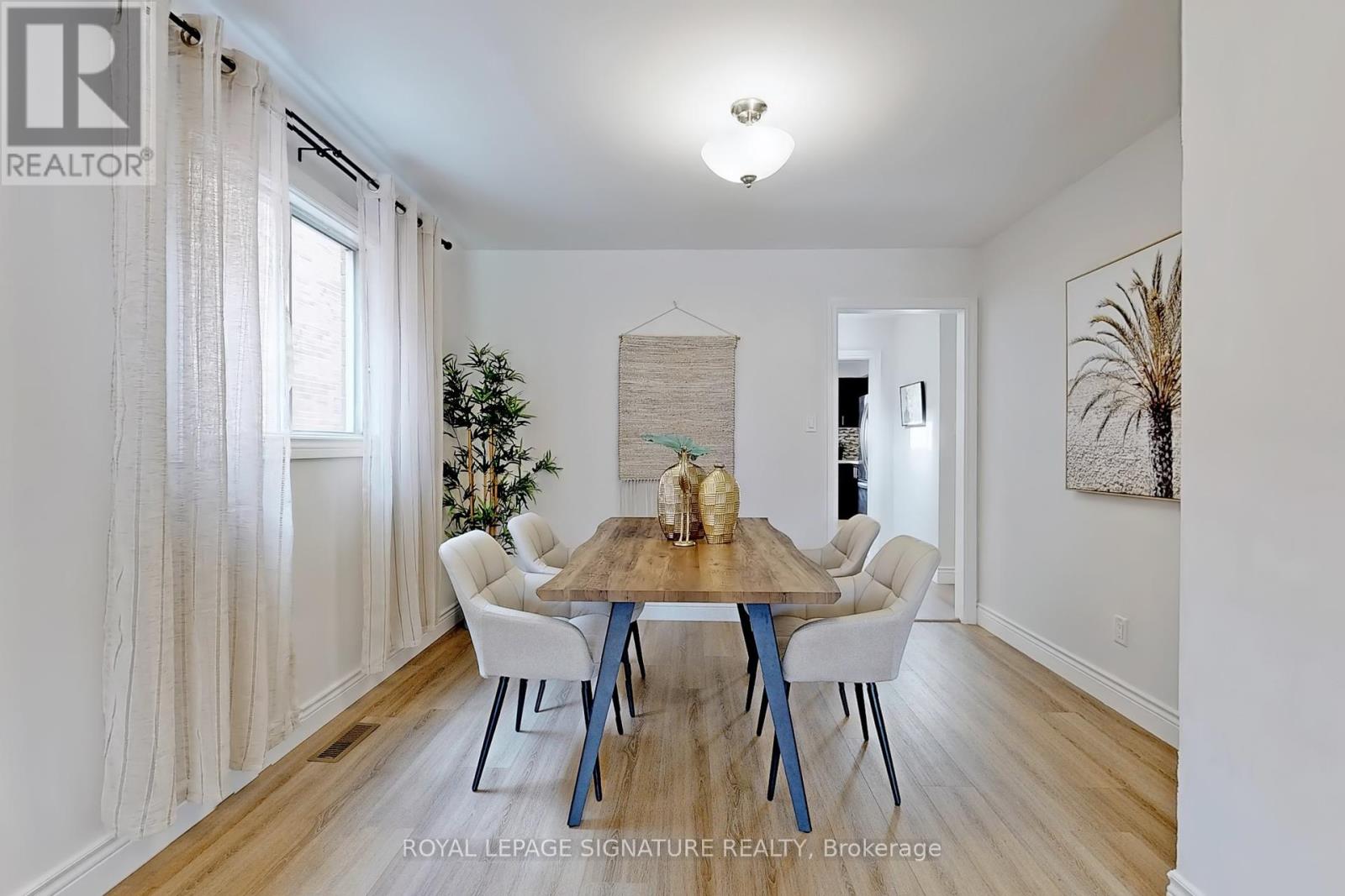 20 Newport Avenue, Toronto (Oakridge), Ontario  M1L 1H8 - Photo 5 - E12188615
