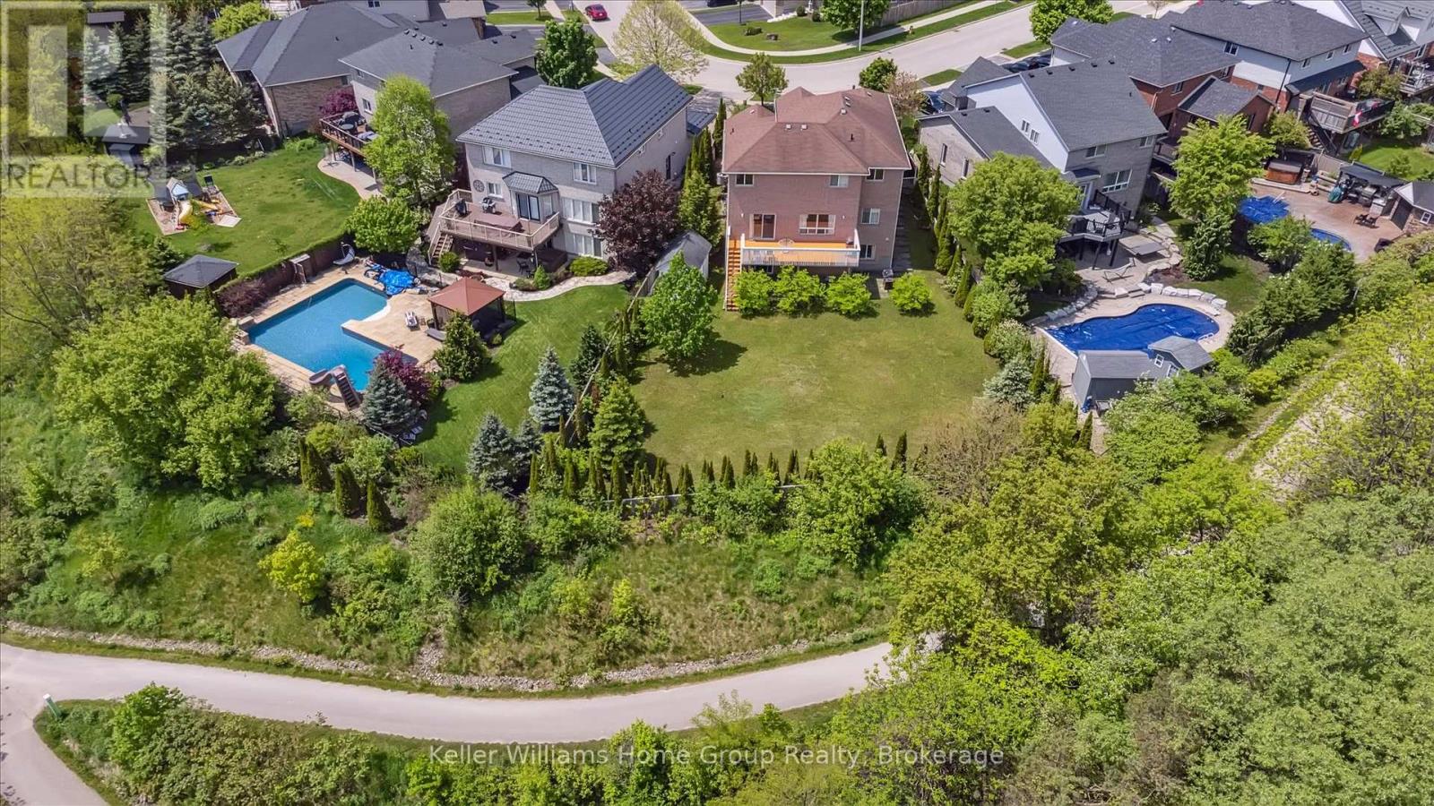 35 Creekside Drive, Guelph, Ontario  N1E 0C2 - Photo 42 - X12188810