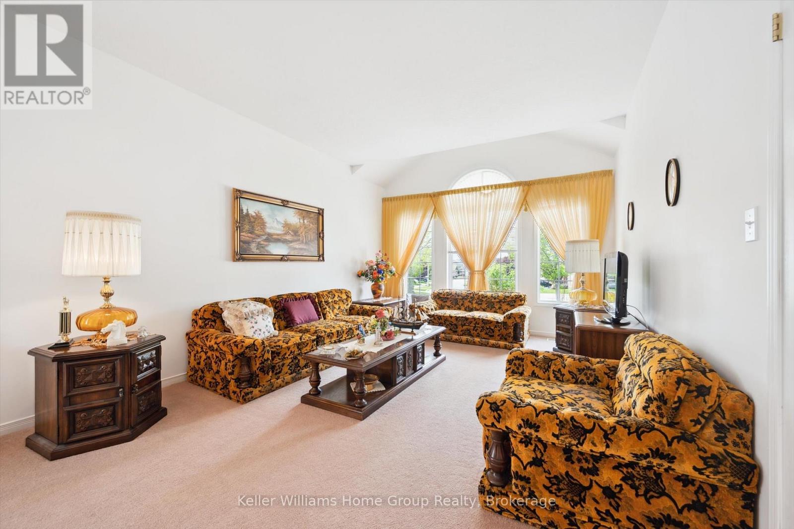 35 Creekside Drive, Guelph, Ontario  N1E 0C2 - Photo 8 - X12188810