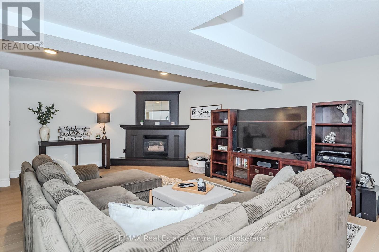 4430 10 Sideroad N, Puslinch, Ontario  N3C 2V4 - Photo 26 - X12188819