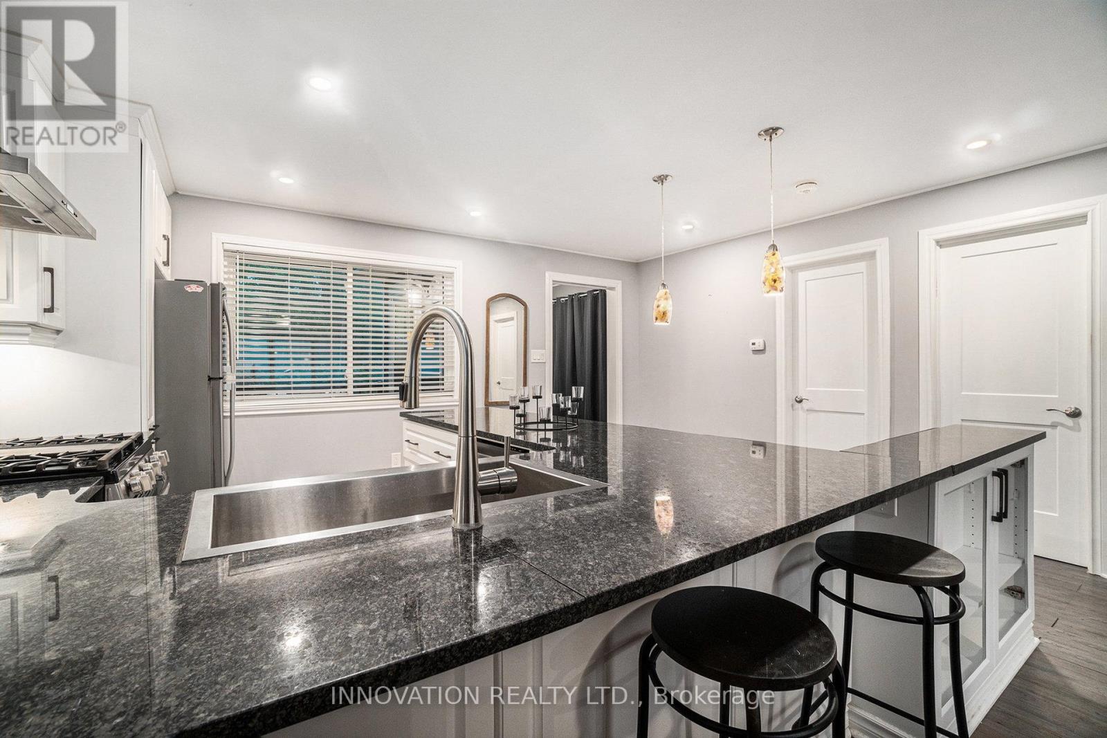 728 Bayview Drive, Ottawa, Ontario  K0A 3M0 - Photo 9 - X12187210