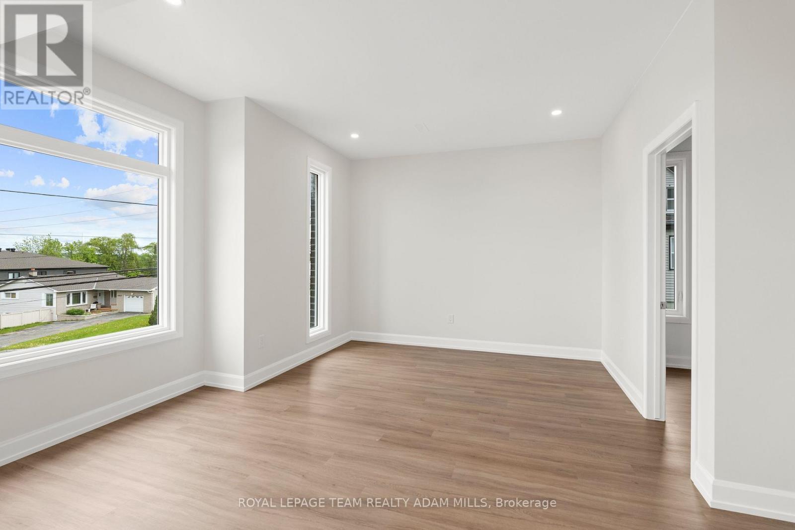 6952 Notre Dame Street, Ottawa, Ontario  K1C 1H7 - Photo 10 - X12188787