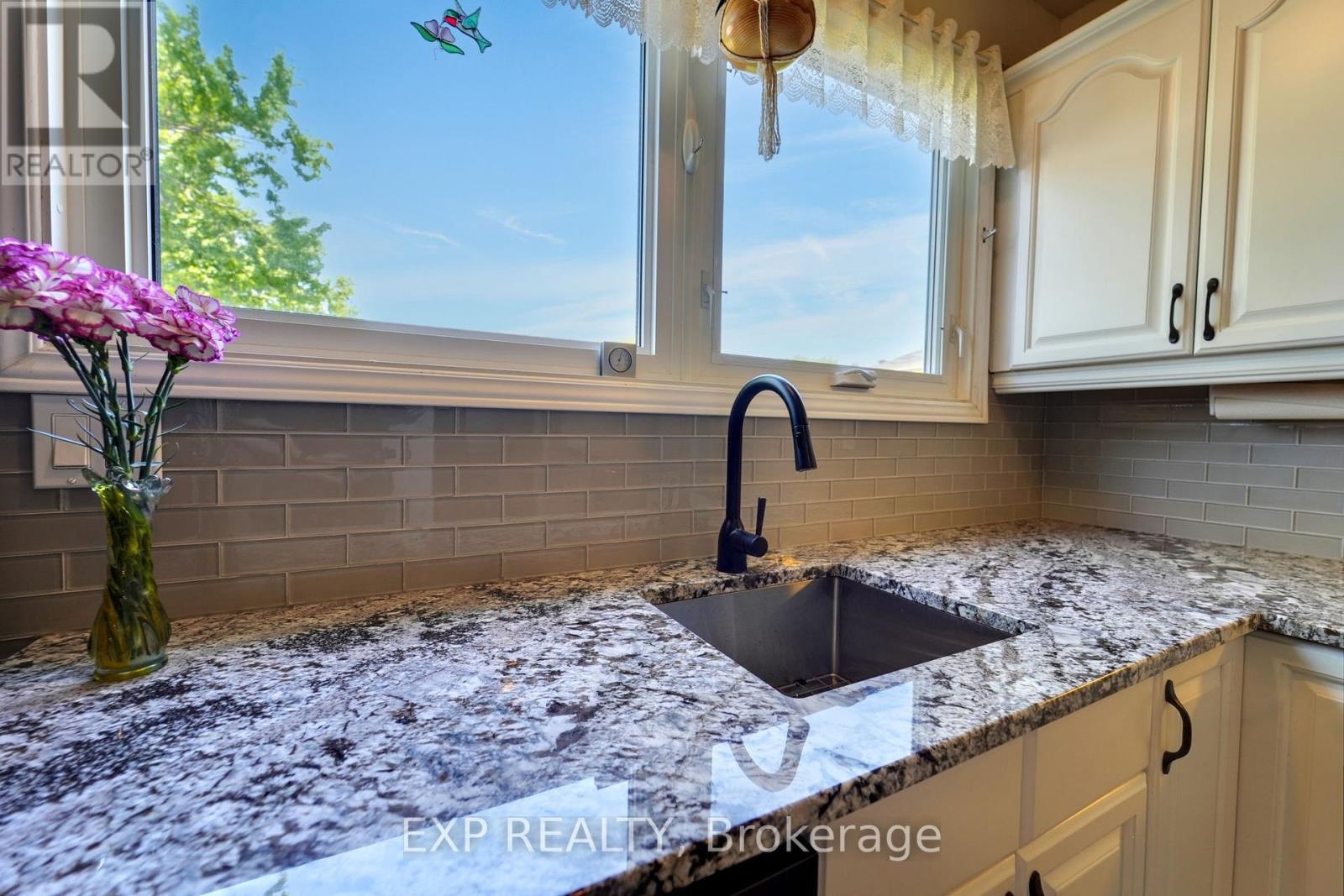 3459 Southgate Road, Ottawa, Ontario  K1V 7Y5 - Photo 12 - X12188821